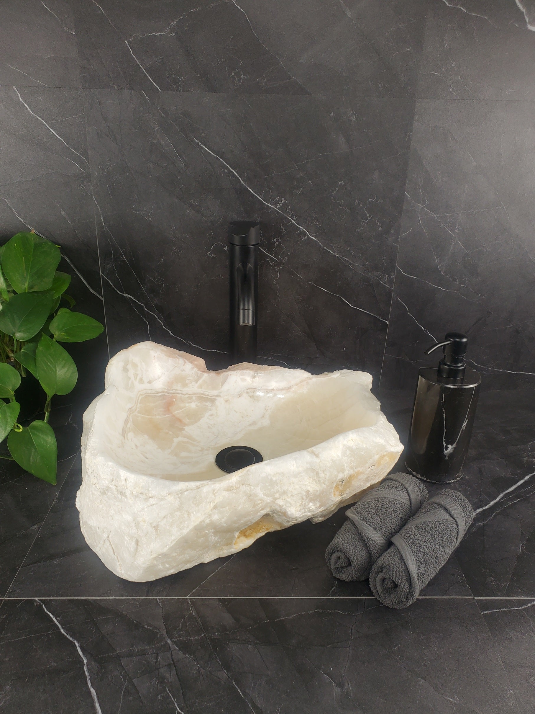 S25_06 White Onyx Stone Vessel Sink