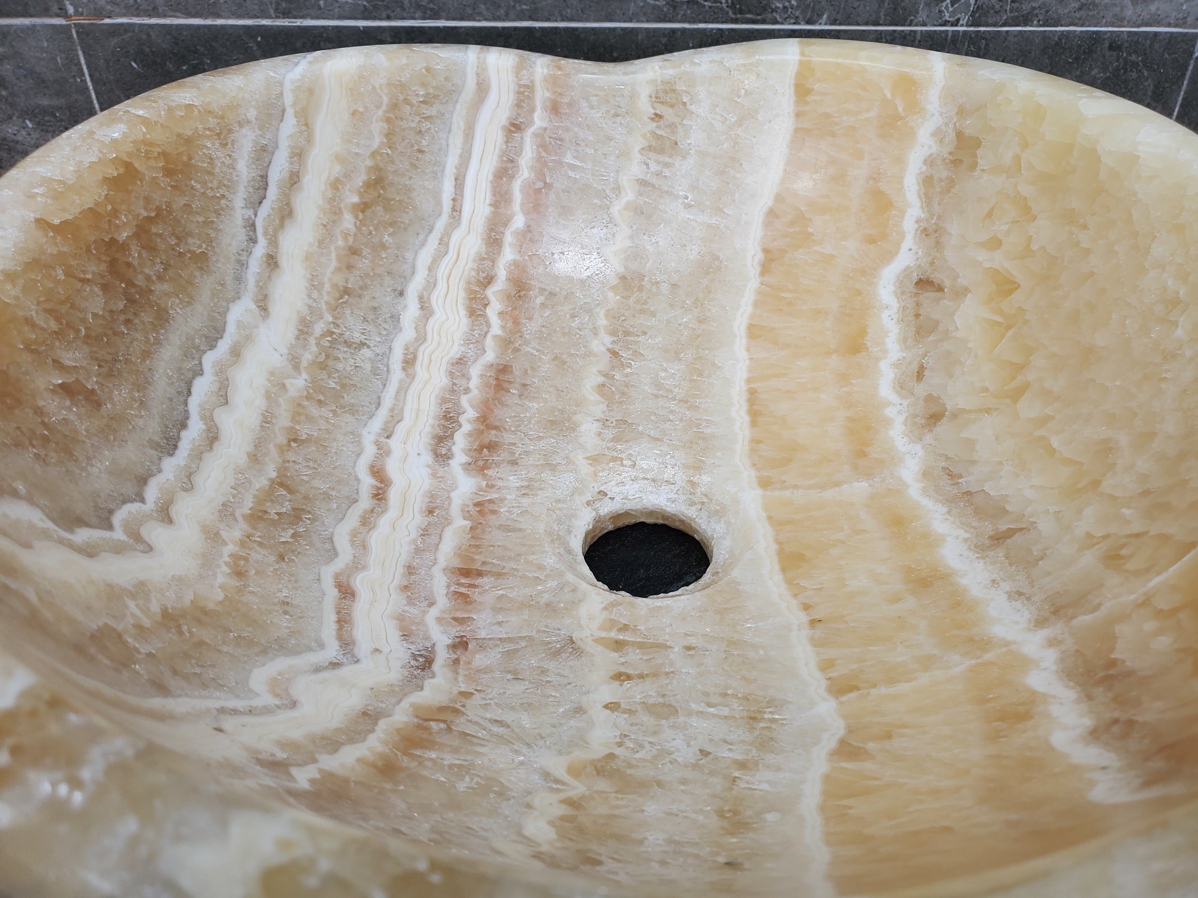 S29_11 Onyx Stone Vessel Bathroom Sink - Round