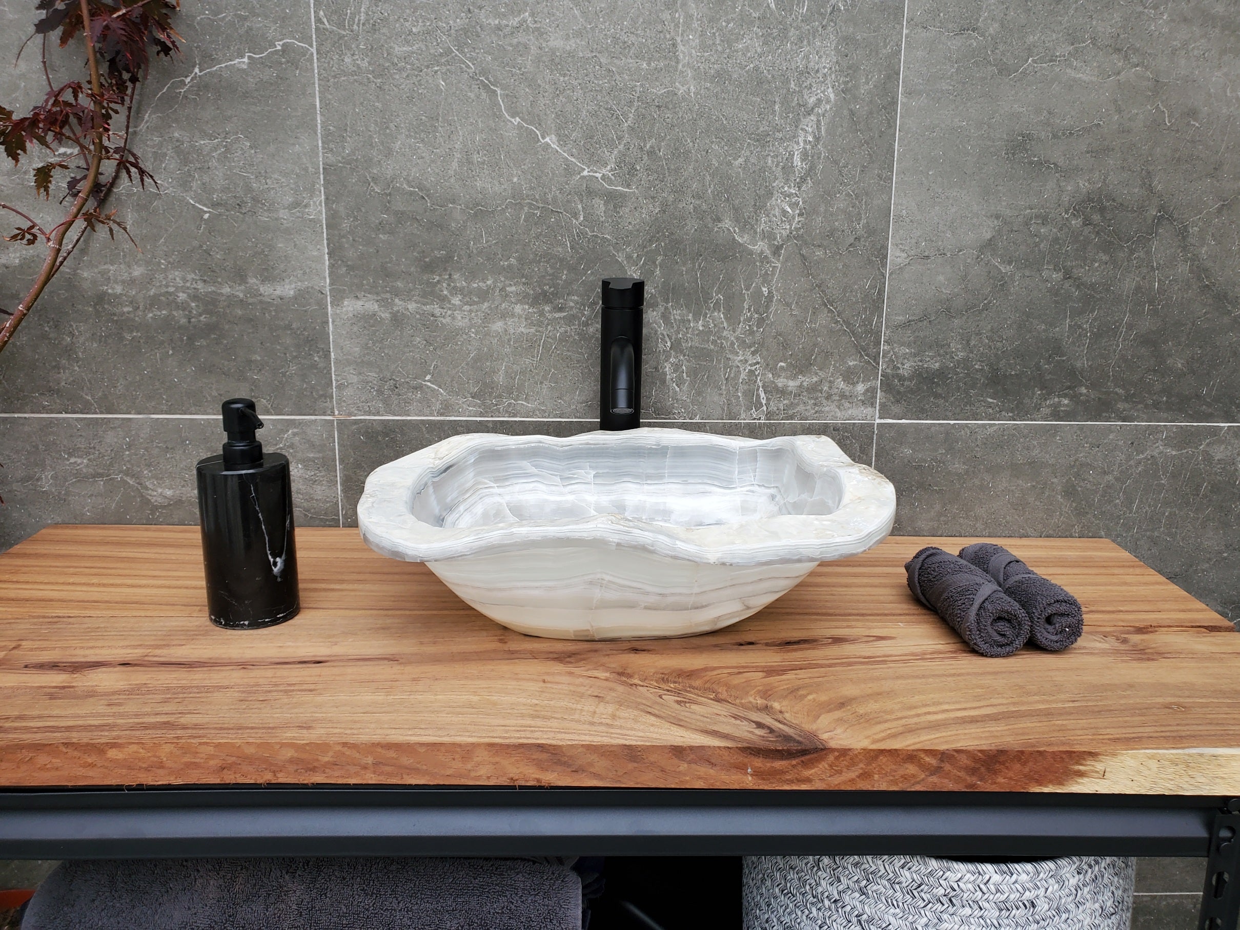 S30_06 Onyx Stone Vessel Bathroom Sink - 17 x 13.5 inch