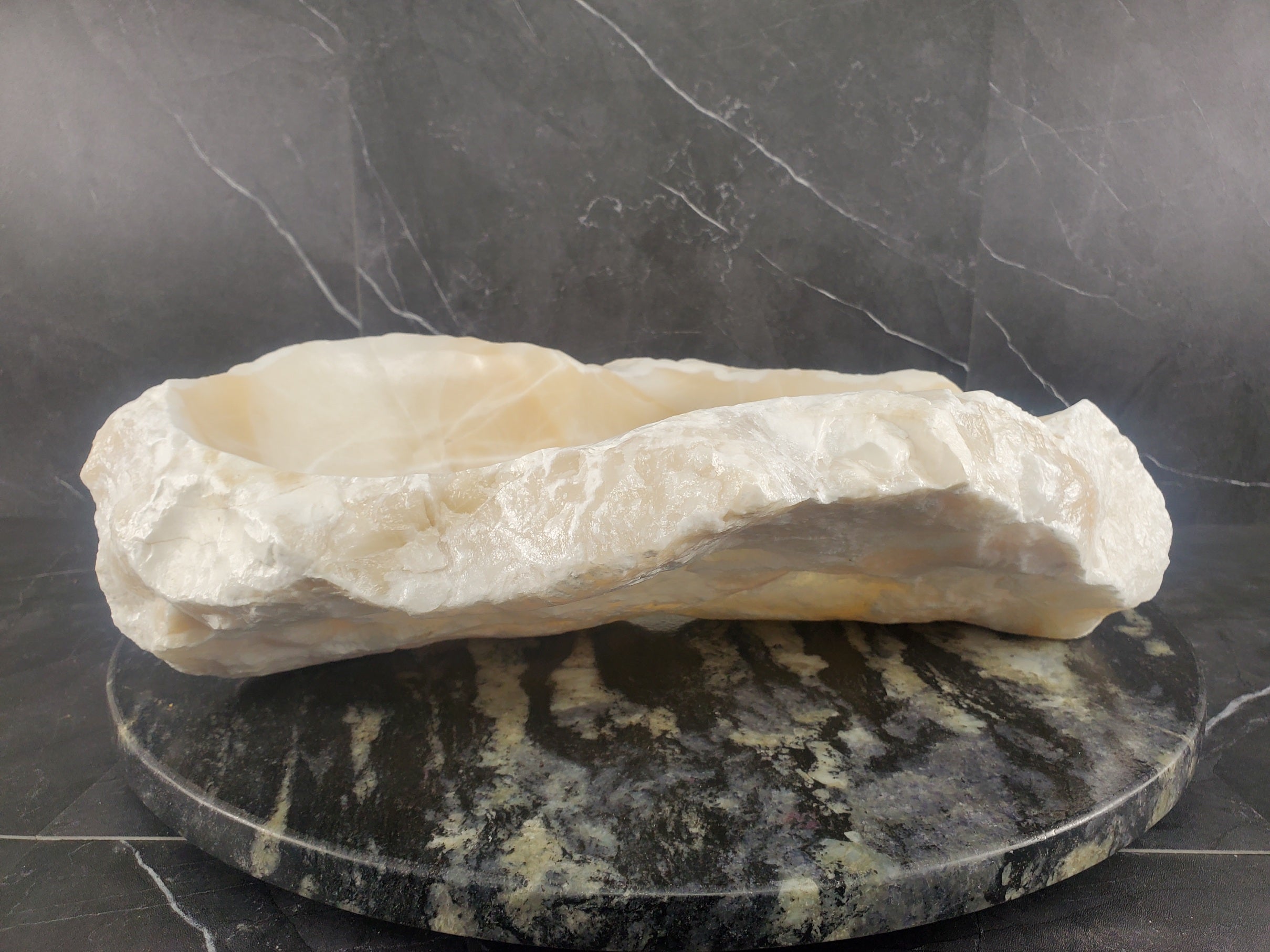 S25_07 White Onyx Stone Vessel Sink