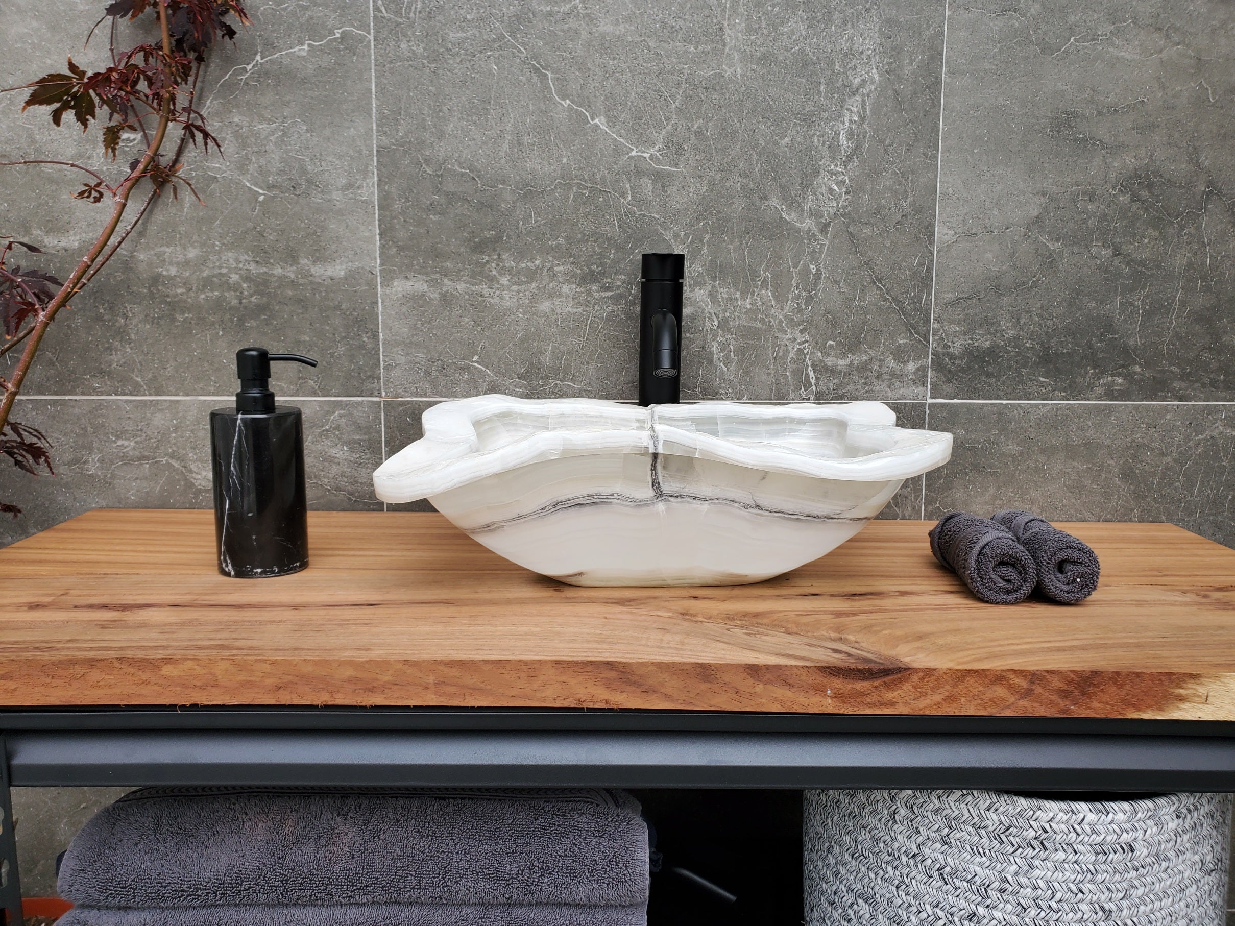 S30_07 Onyx Stone Vessel Bathroom Sink