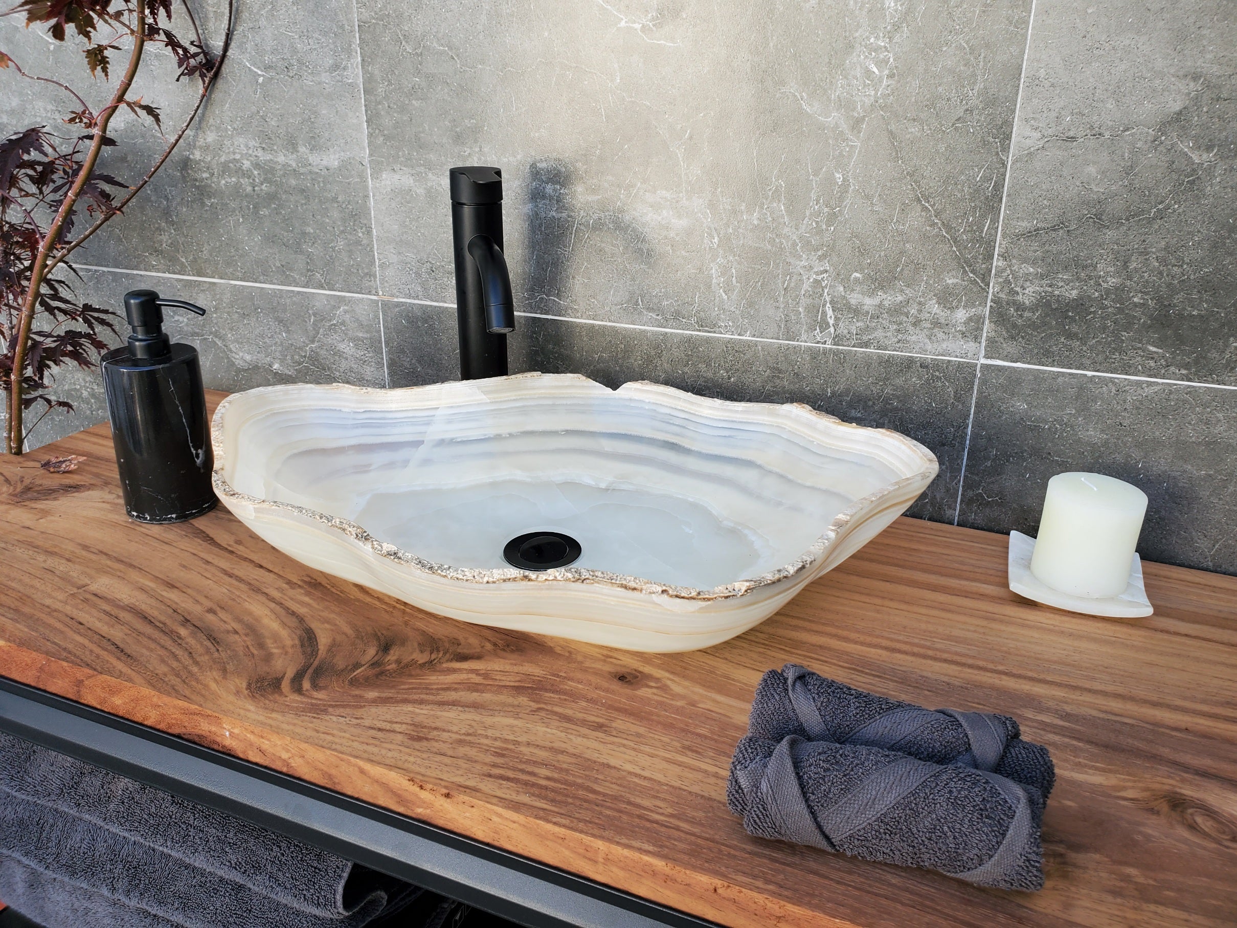S29_09 Onyx Stone Vessel Bathroom Sink - 22 x 14.5 inch