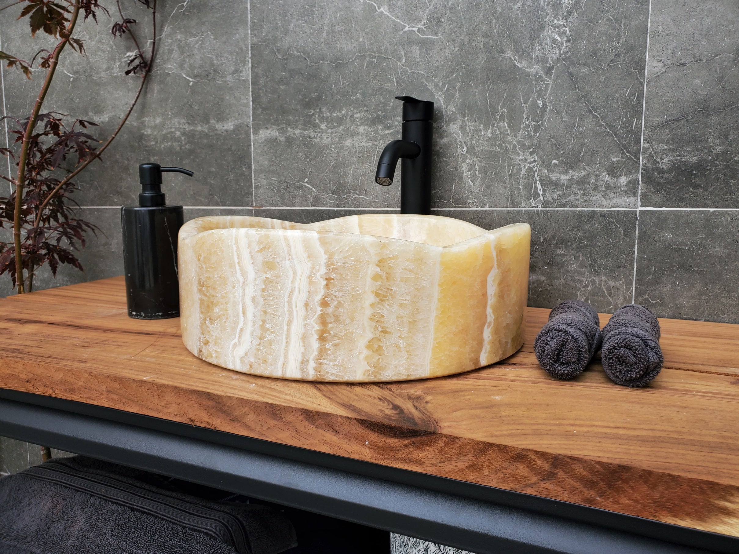 S29_11 Onyx Stone Vessel Bathroom Sink - Round