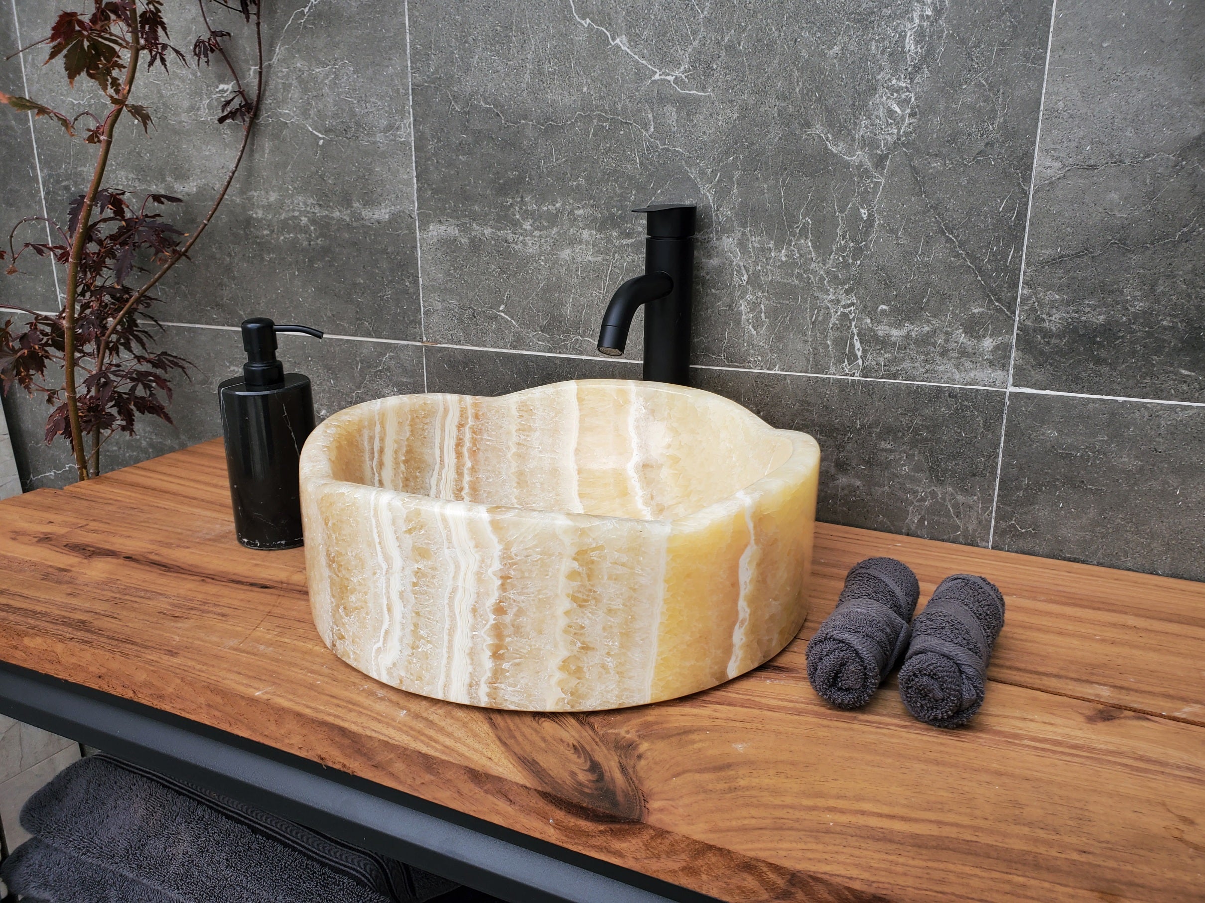 S29_11 Onyx Stone Vessel Bathroom Sink - Round