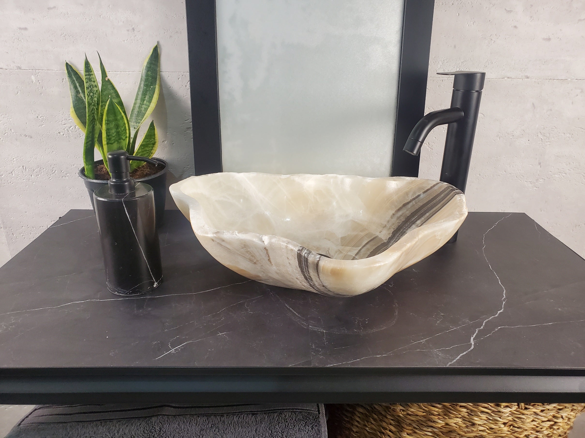 S27_04 Onyx Stone Bathroom Vessel Sink