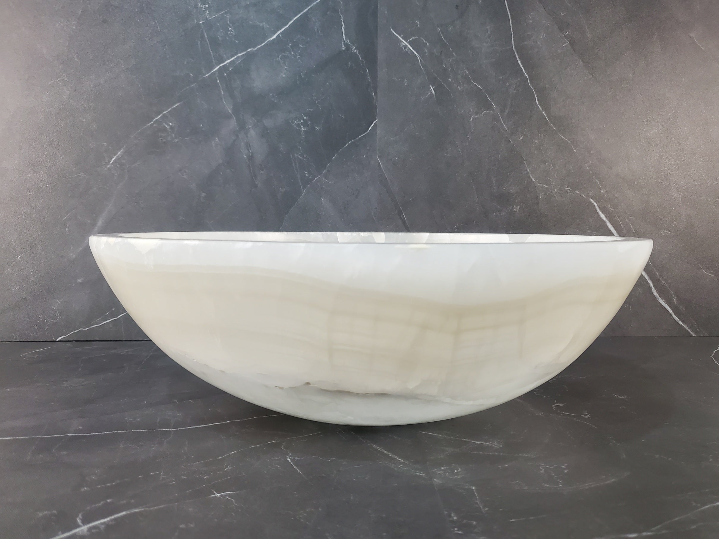 S27_09 Round Onyx Vessel Sink - 15.6 x 15.6 inch