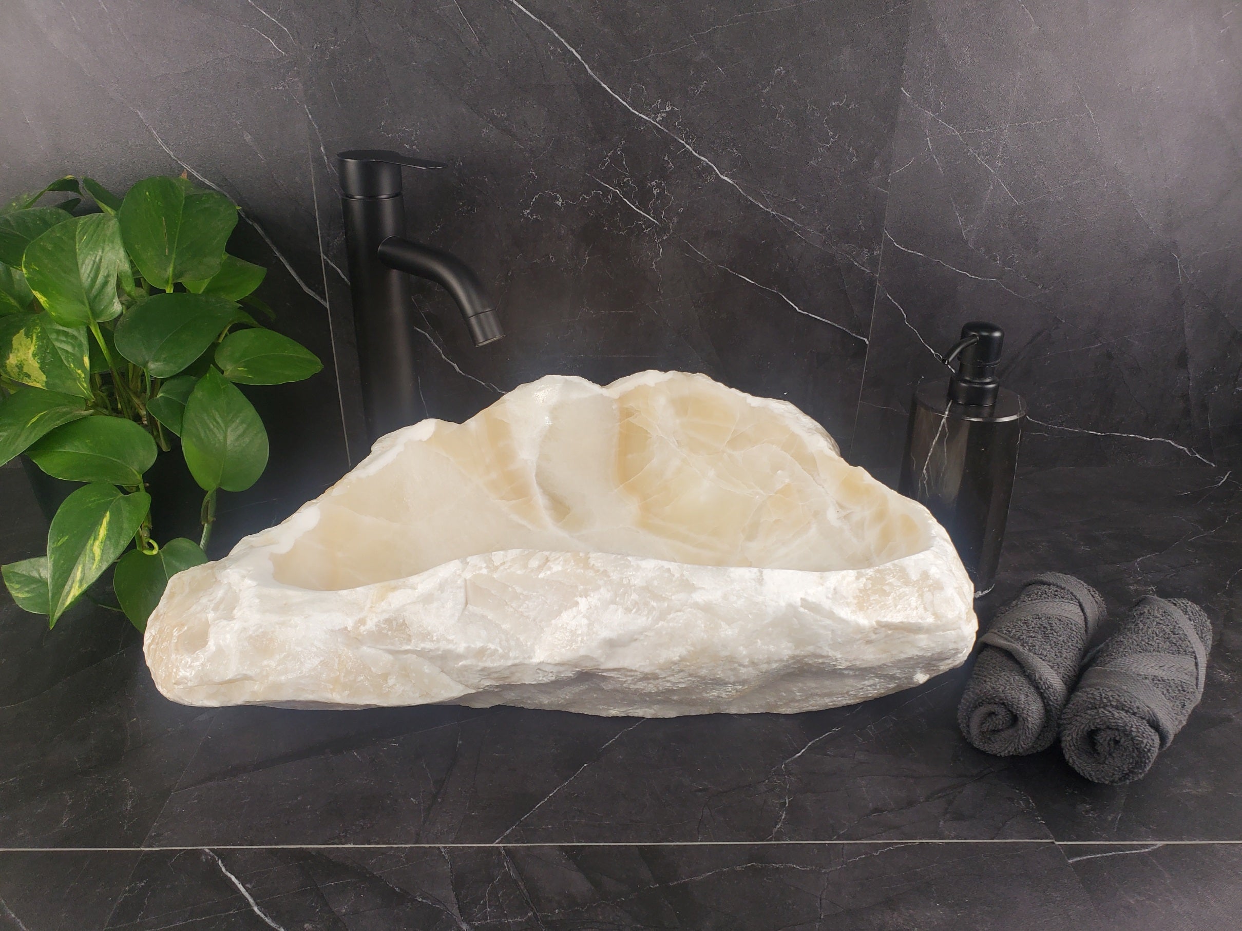 S25_07 White Onyx Stone Vessel Sink