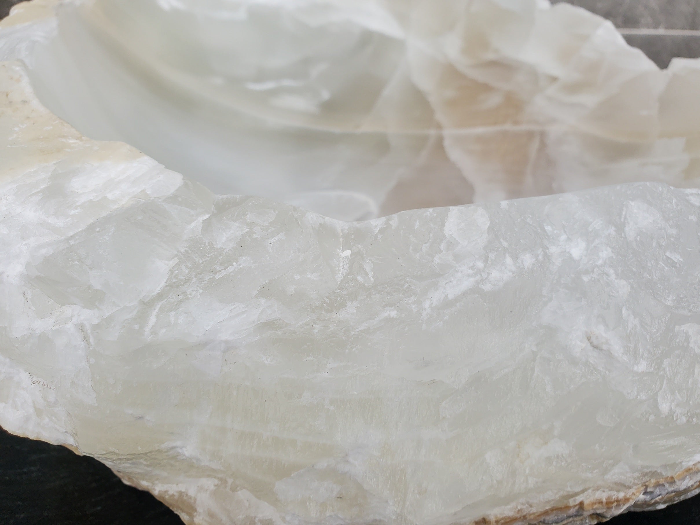 S31_43 Onyx Stone Vessel Bathroom Sink