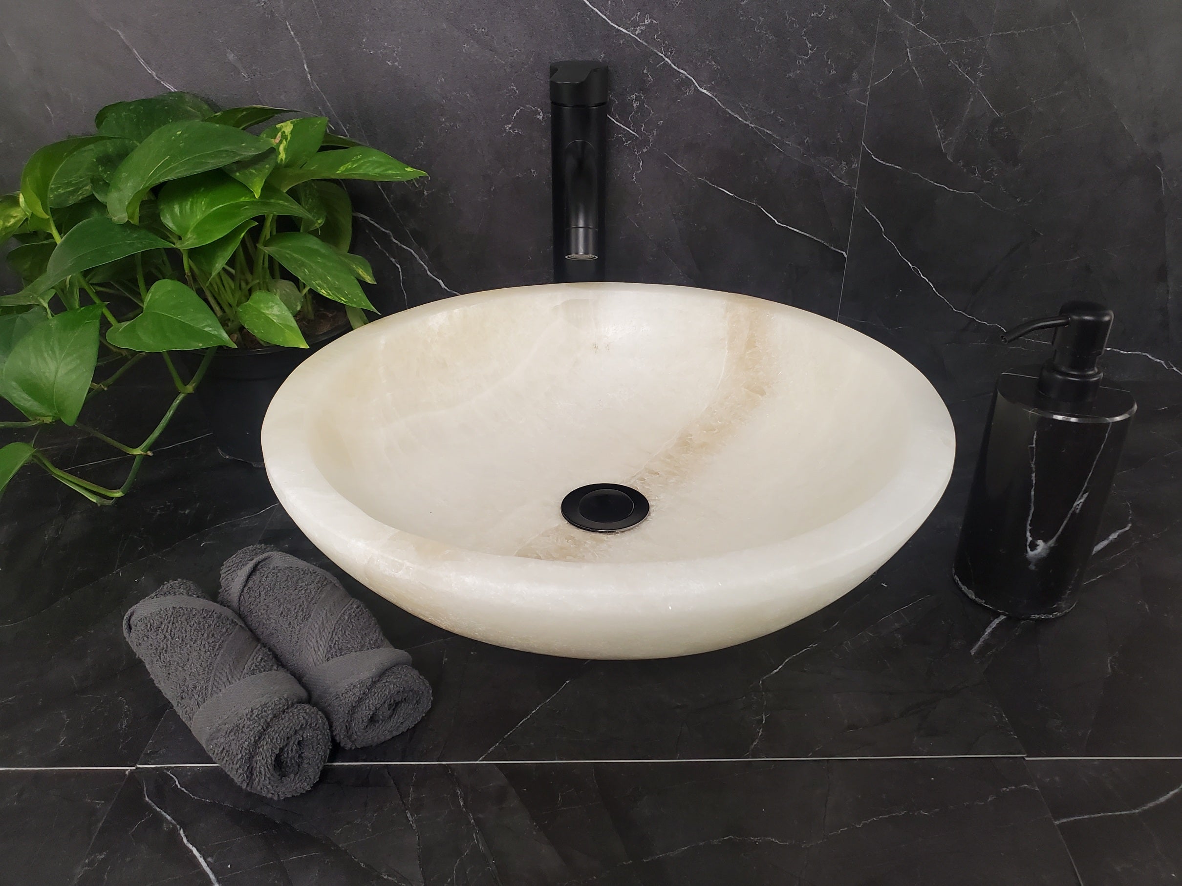 S25_05 Round Onyx Vessel Sink - 16 x 16 inch