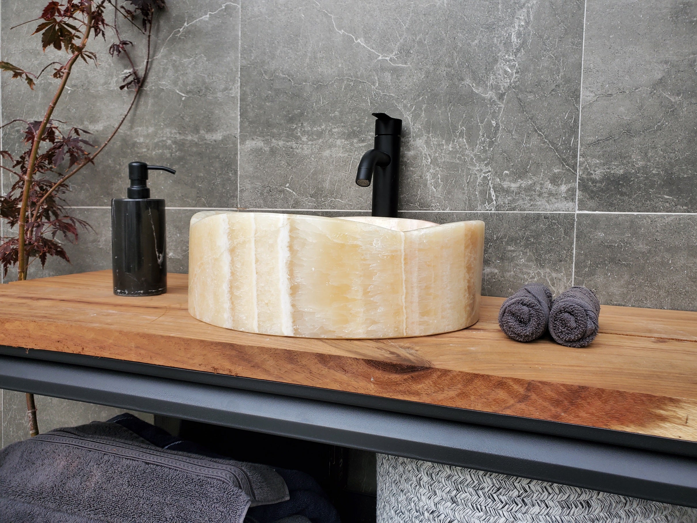 S29_12 Onyx Stone Vessel Bathroom Sink - Round