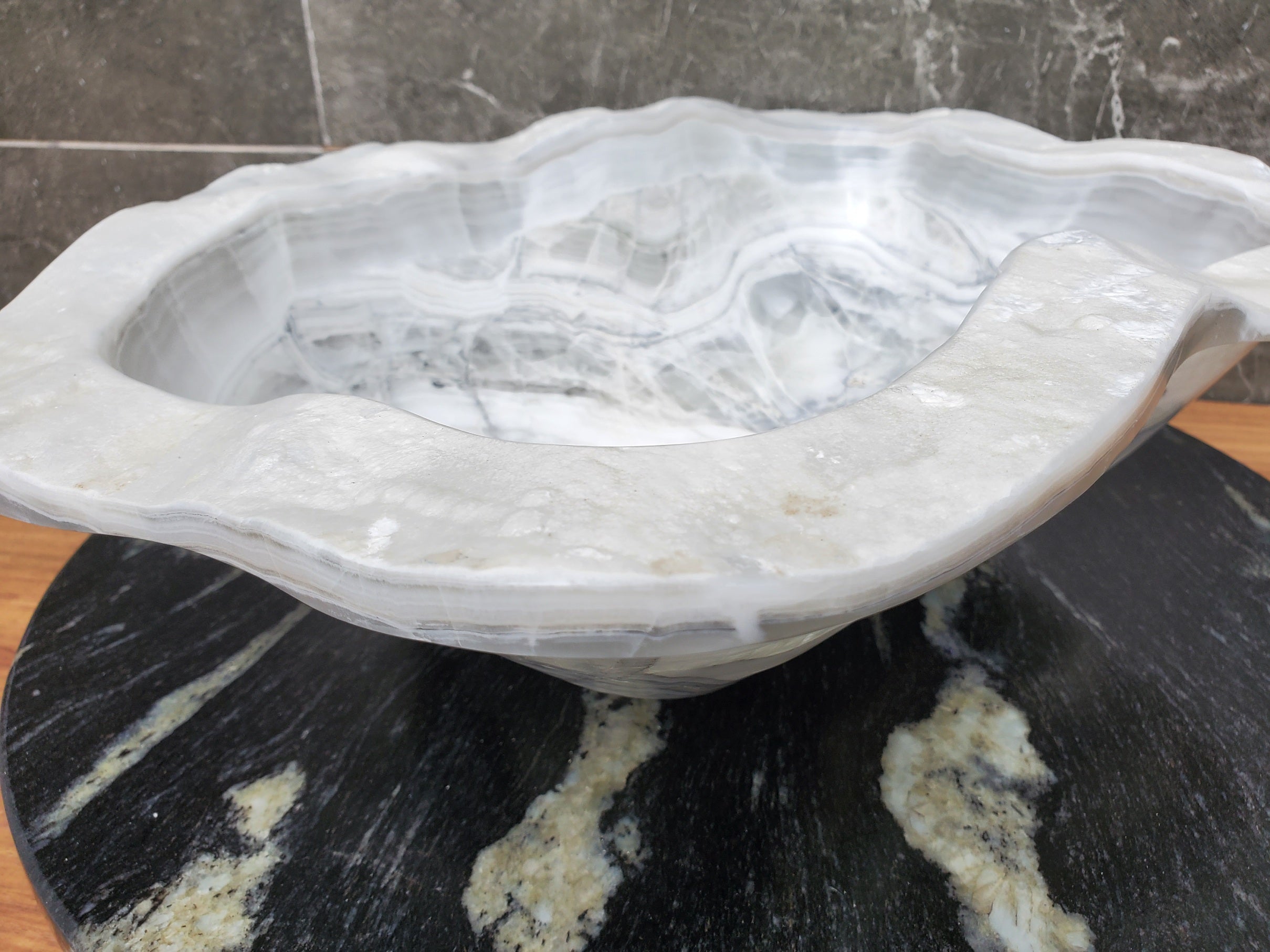 S30_12 Onyx Stone Vessel Bathroom Sink