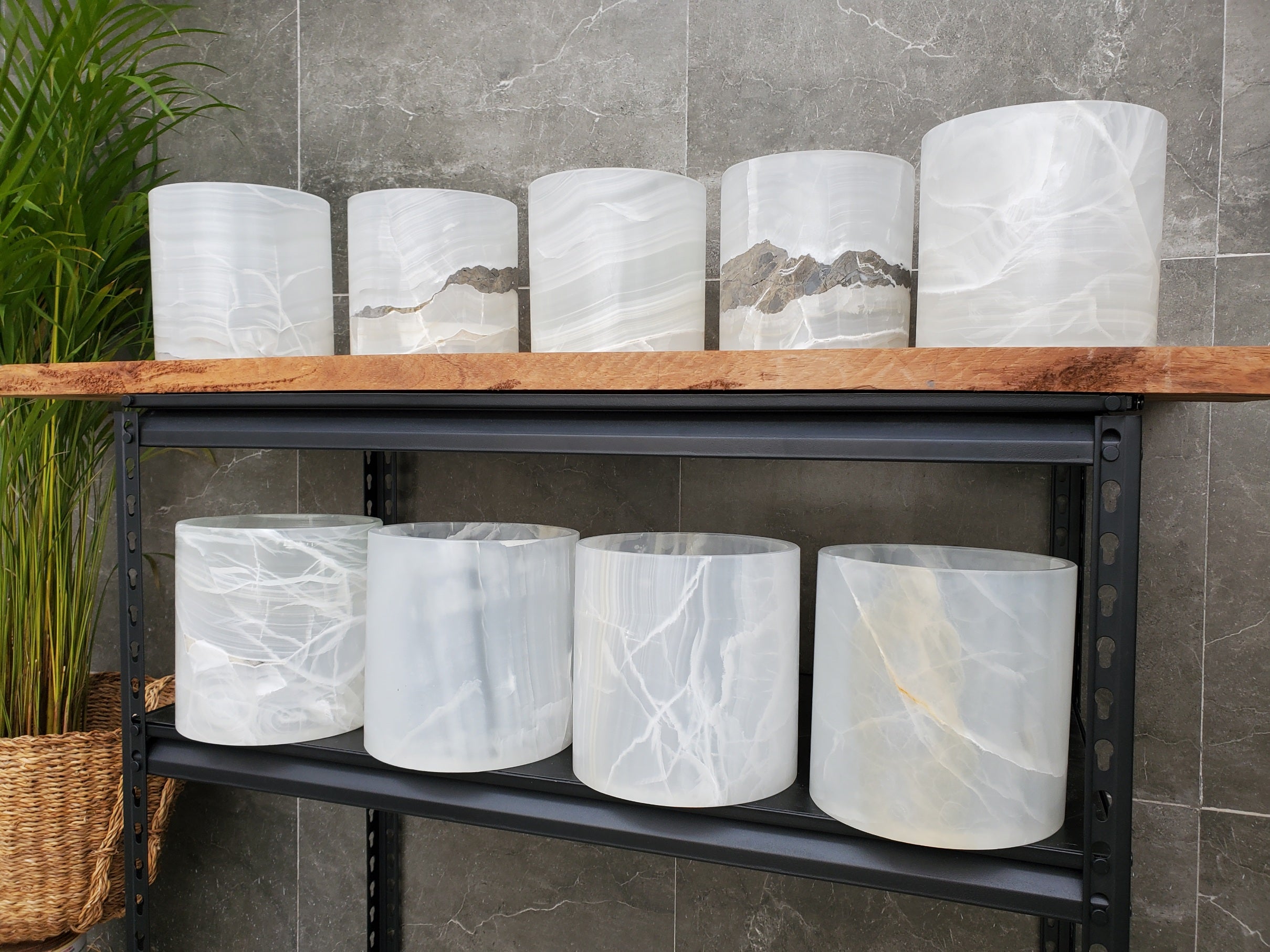 WB_13RD Onyx Stone Waste Basket