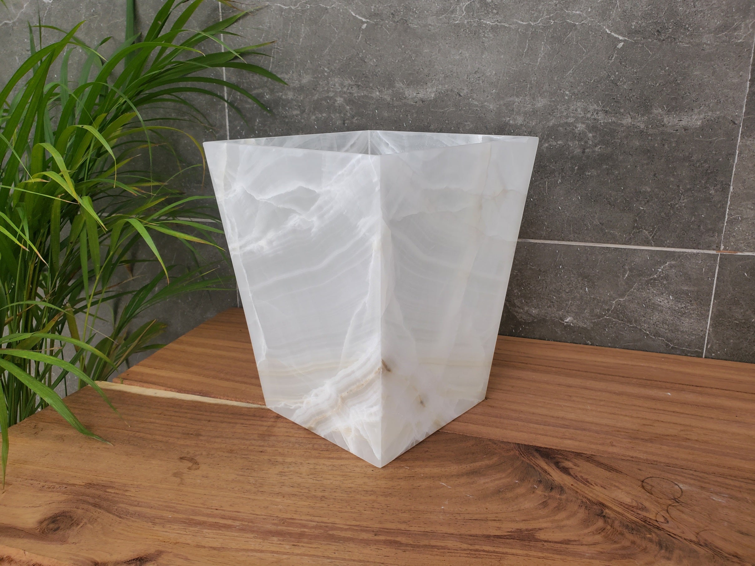 WB_14SQ Onyx Stone Waste Basket