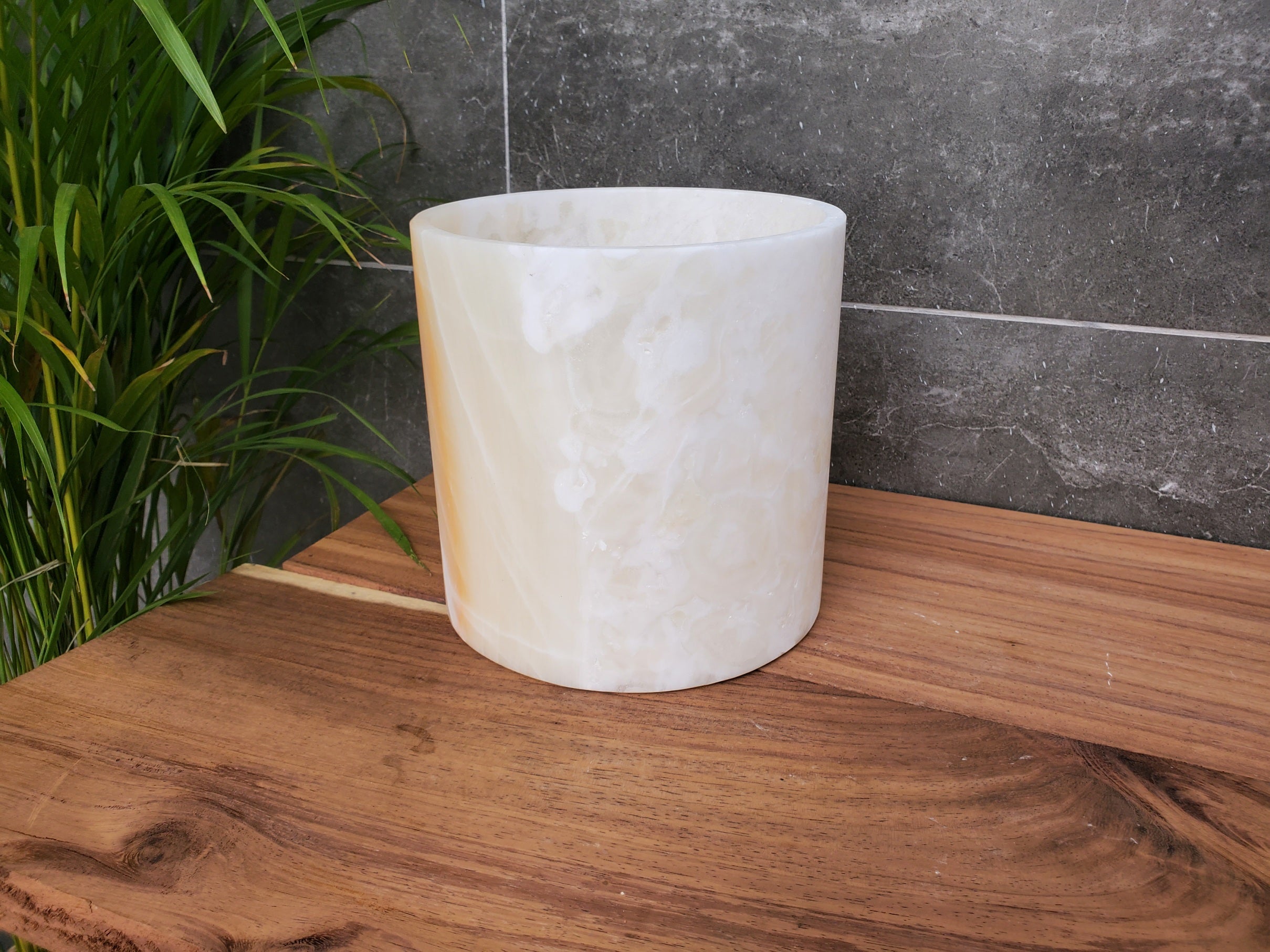 WB19 Onyx Stone Waste Basket