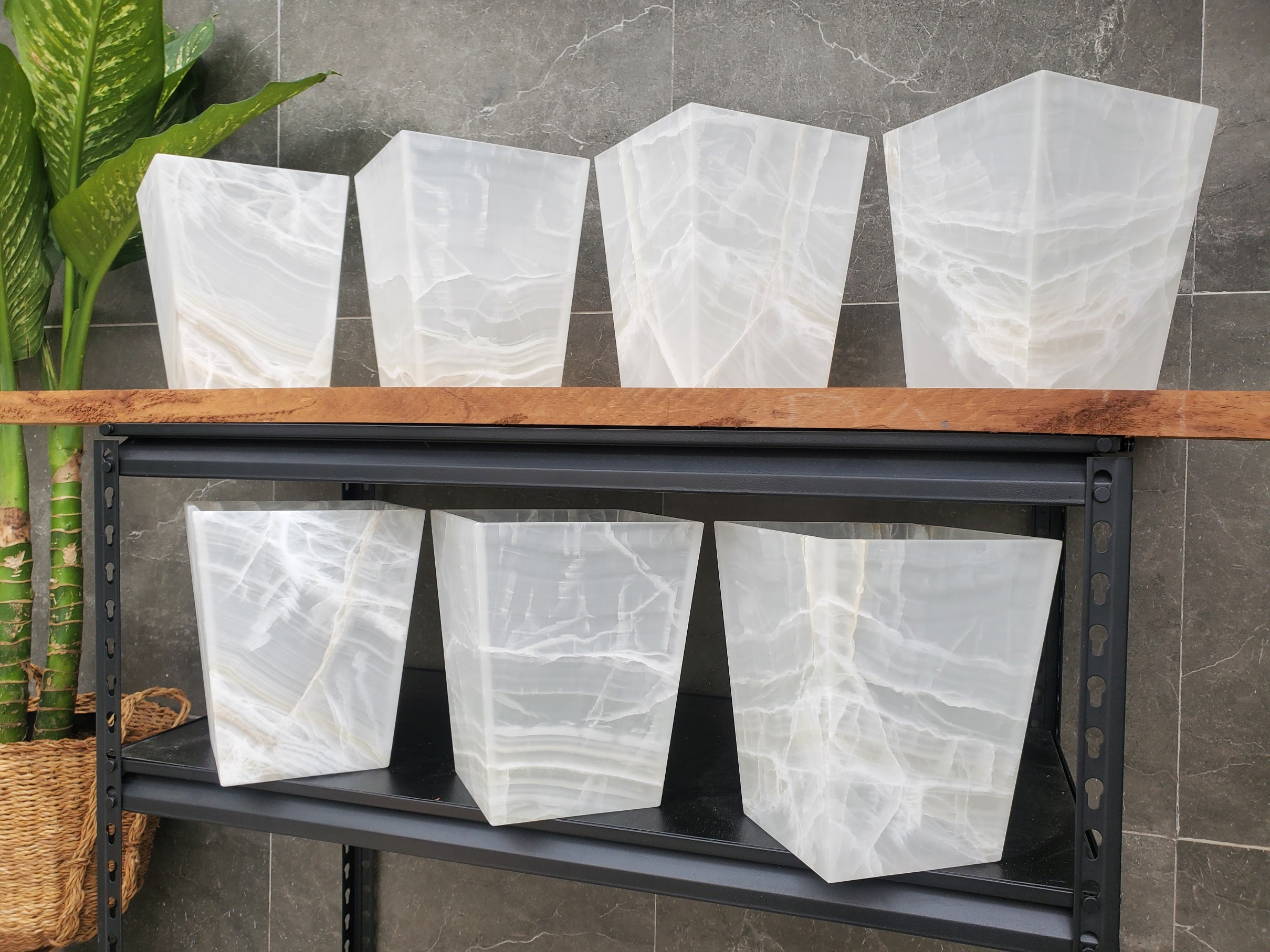 WB_14SQ Onyx Stone Waste Basket