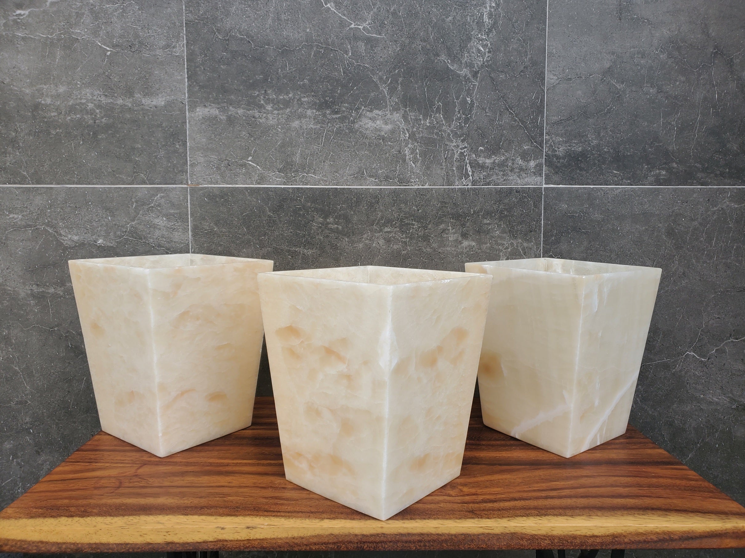 WB07 Onyx Stone Waste Basket Waste Basket Bath Home Waste Baskets