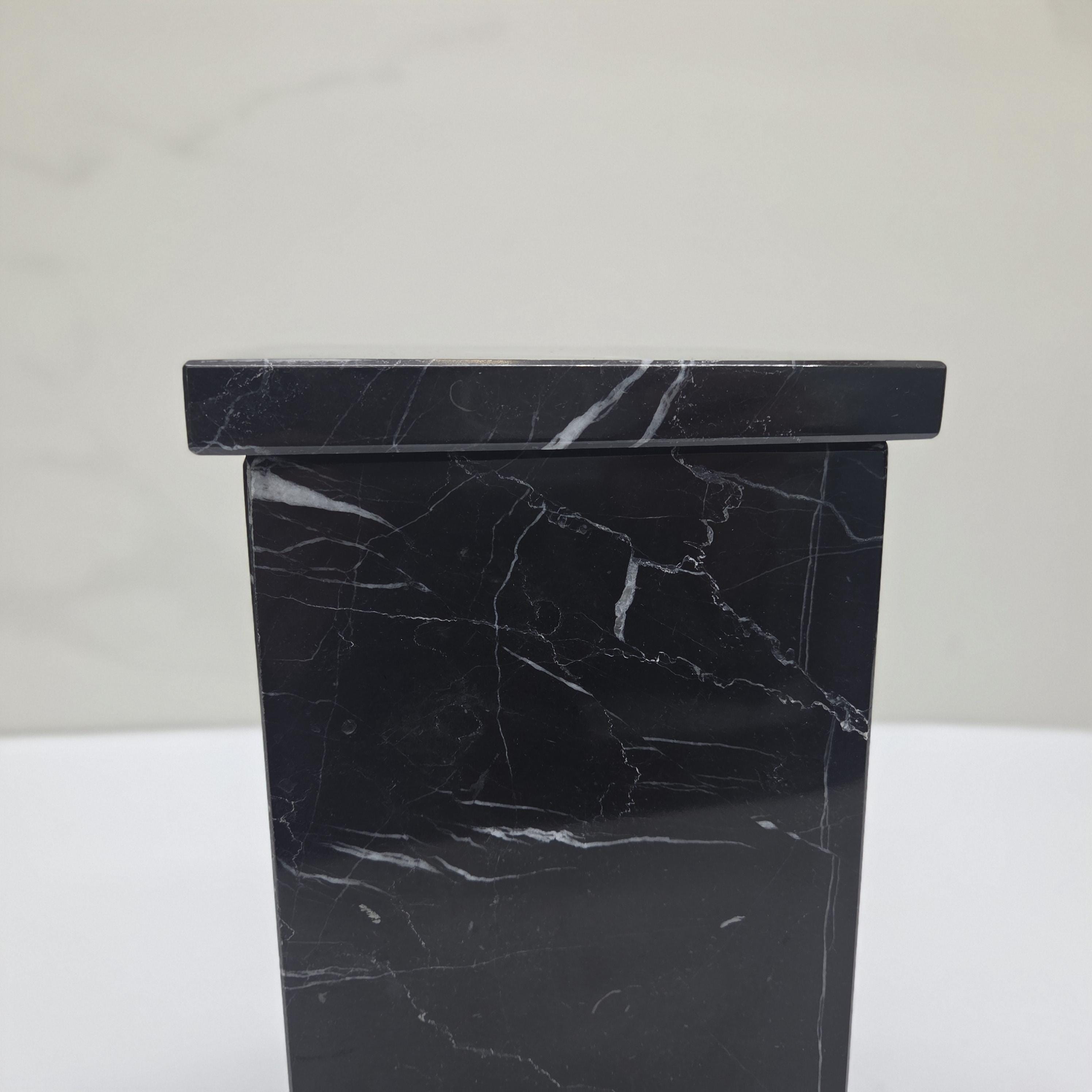 UR_13 Black Marble Cremation Urn for Adult Ashes
