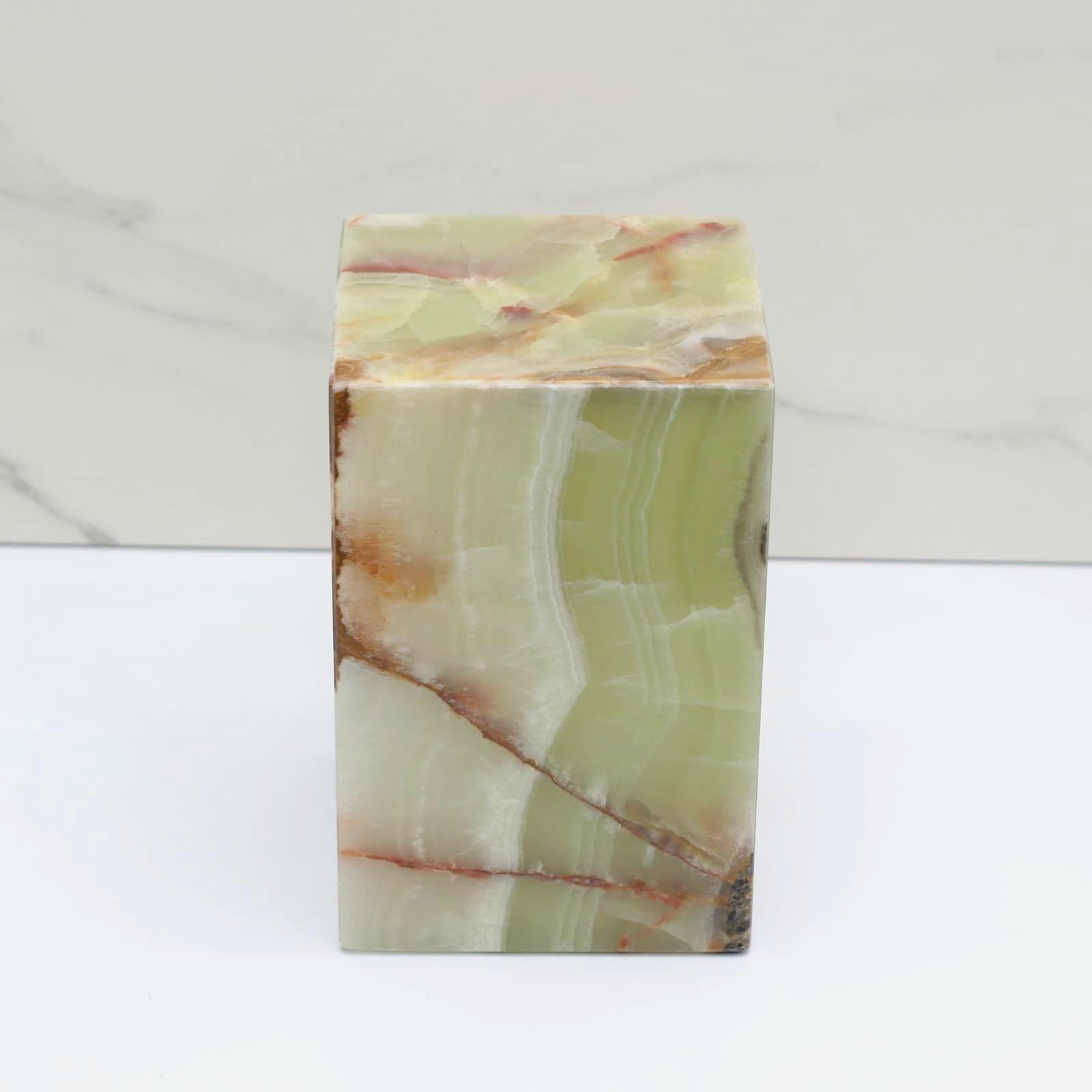 UR_09 Green Onyx Stone Cremation Urn for Ashes