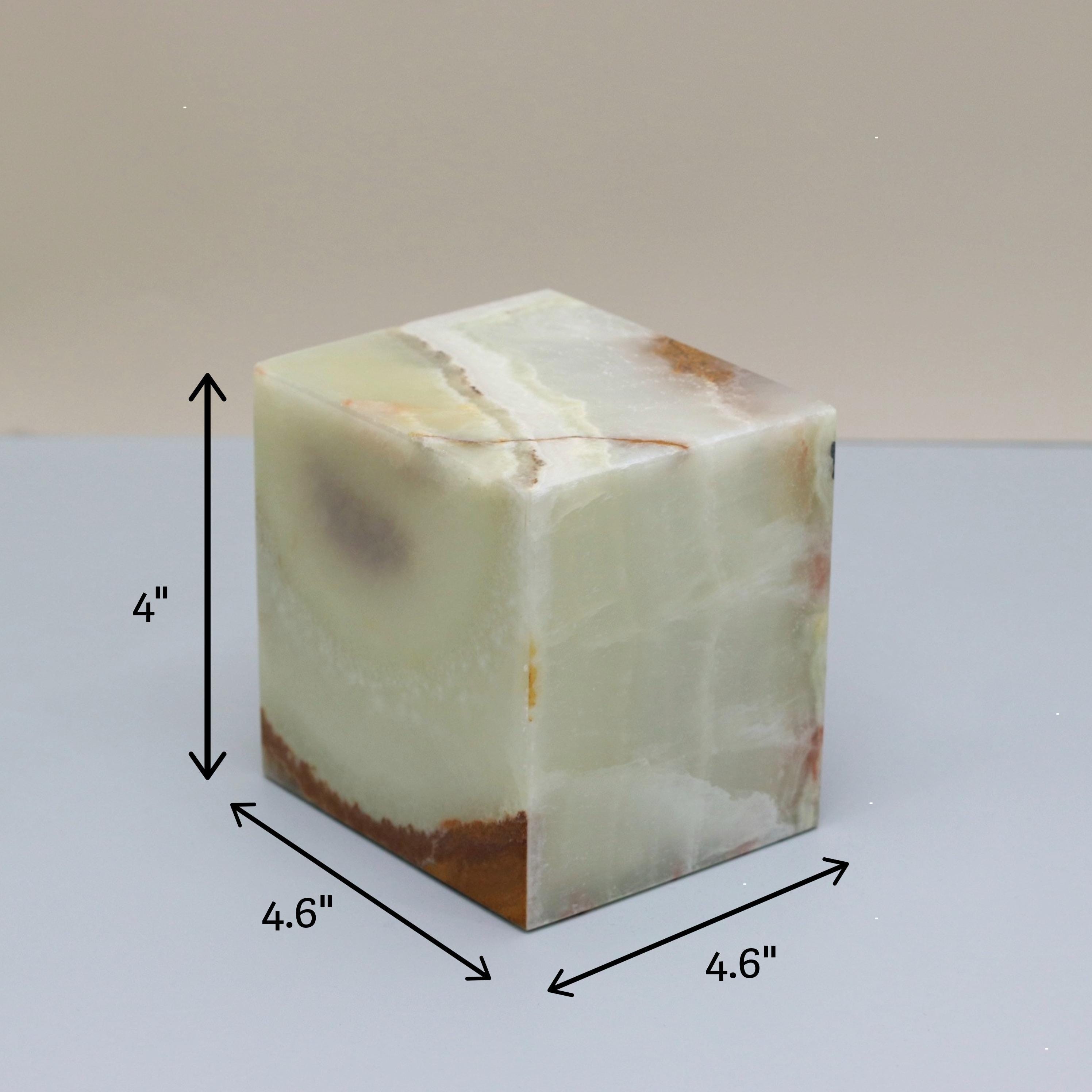 UR_10 Small Green Onyx Stone Cremation Urn for Ashes