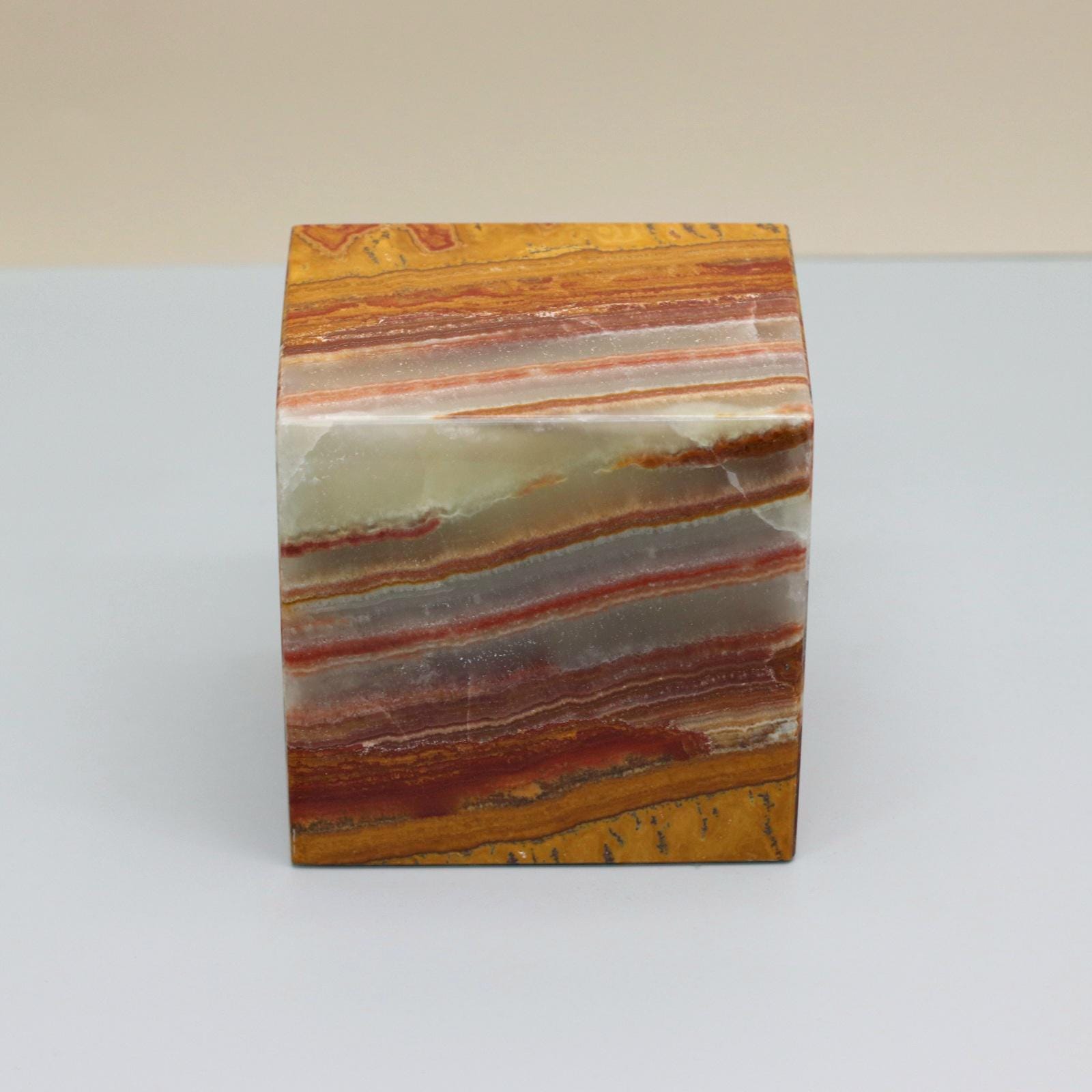 UR_10 Small Green Onyx Cremation Urn for Ashes - 40 cu in