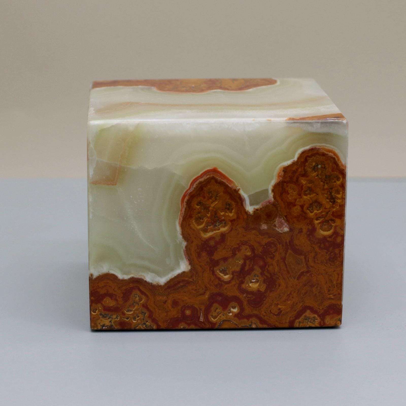 UR_10 Small Green Onyx Stone Cremation Urn for Ashes