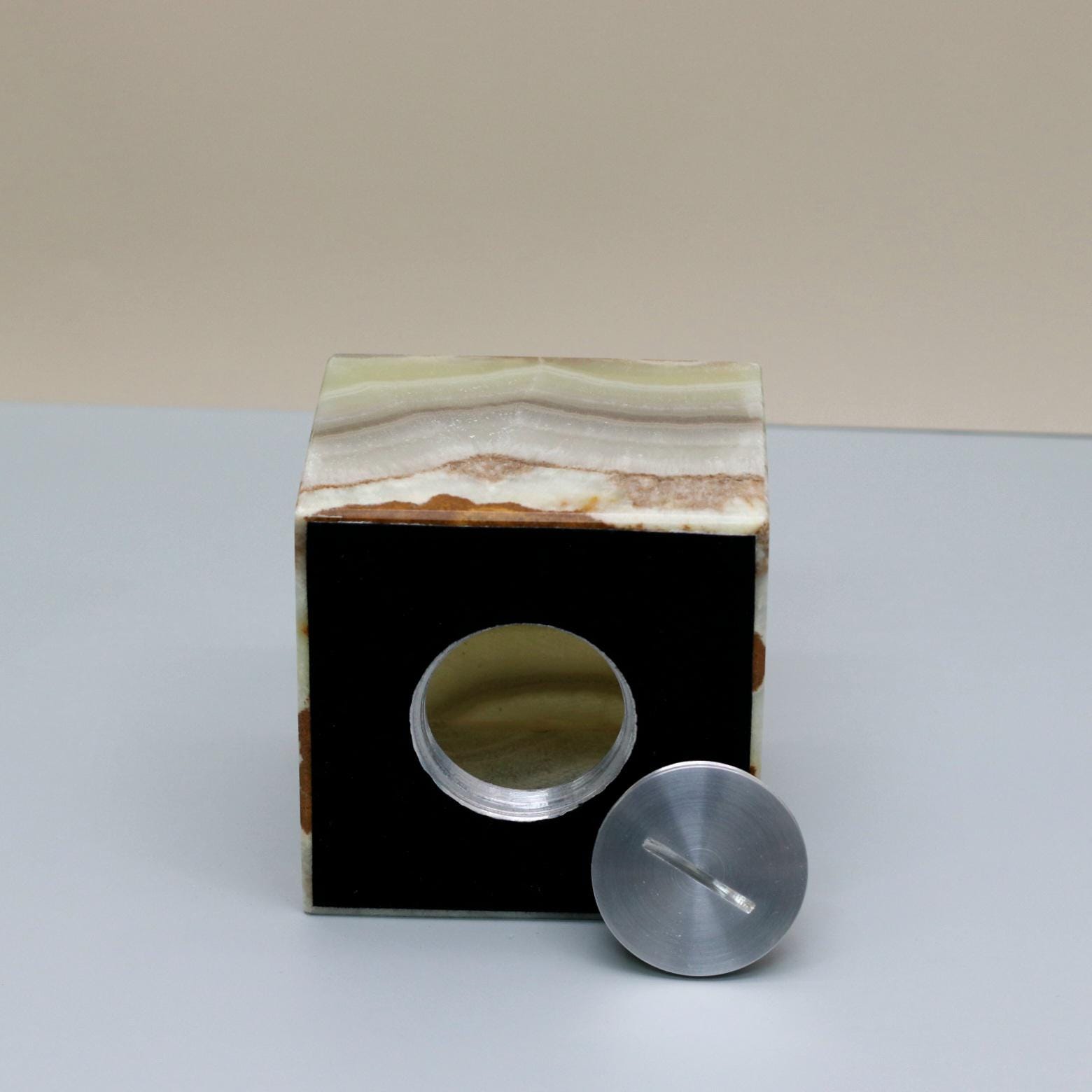 UR_10 Small Green Onyx Stone Cremation Urn for Ashes