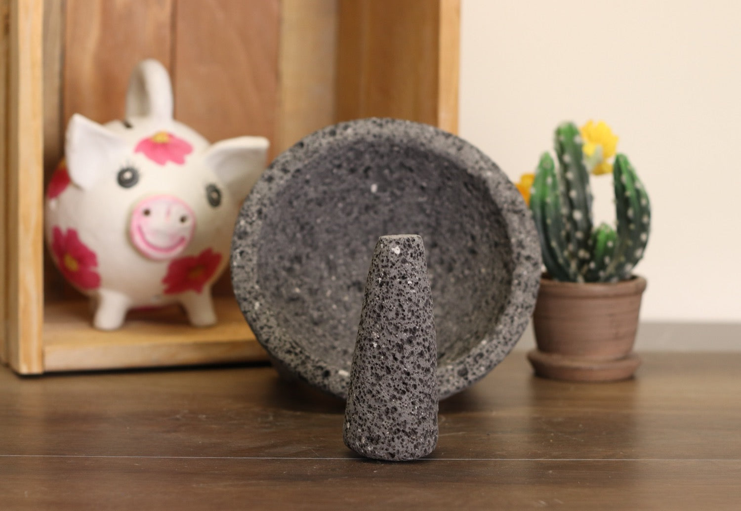 Classic Bowl & Pestle - Lava Stone - 7 Inch - Authentic Mexican Molcajete! Molcajete Accessories Featured Kitchen & Dining Molcajete