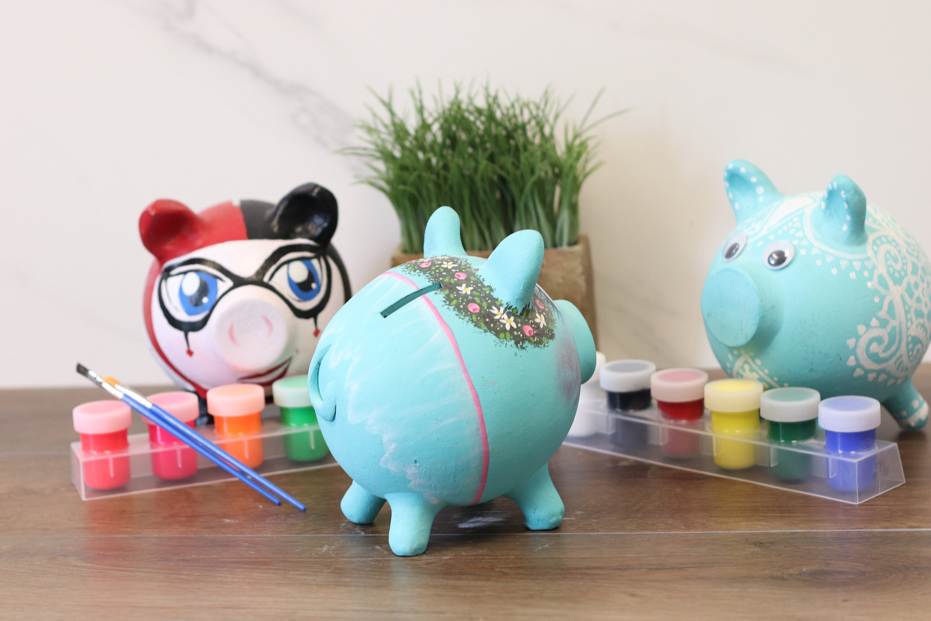 Ceramic Smash Piggy Bank, 6x5x7 inch