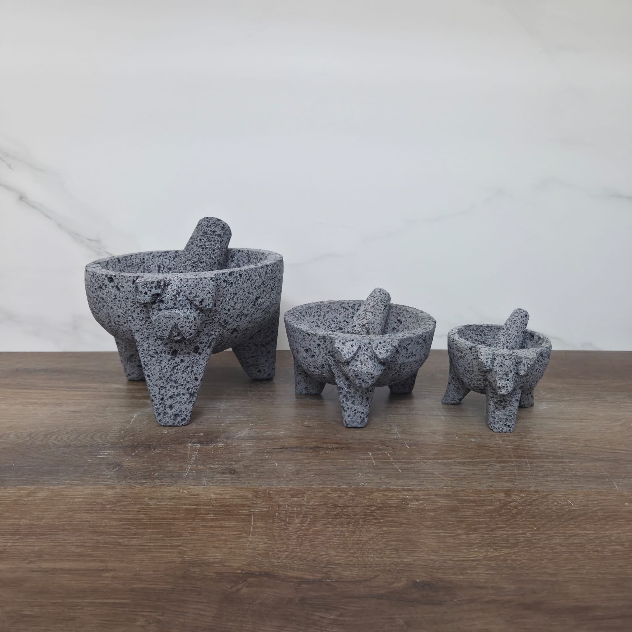 MOL8P Authentic Mexican Molcajete - Piggy Face - 8 inch