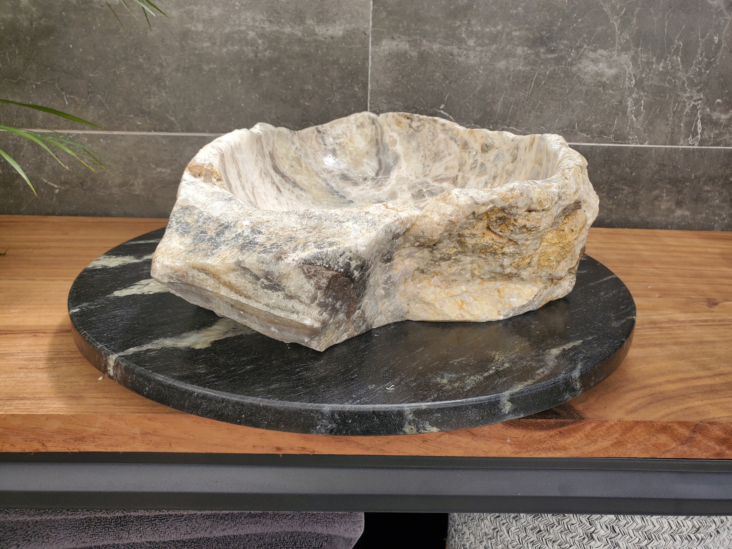 S31_23 Onyx Stone Vessel Bathroom Sink