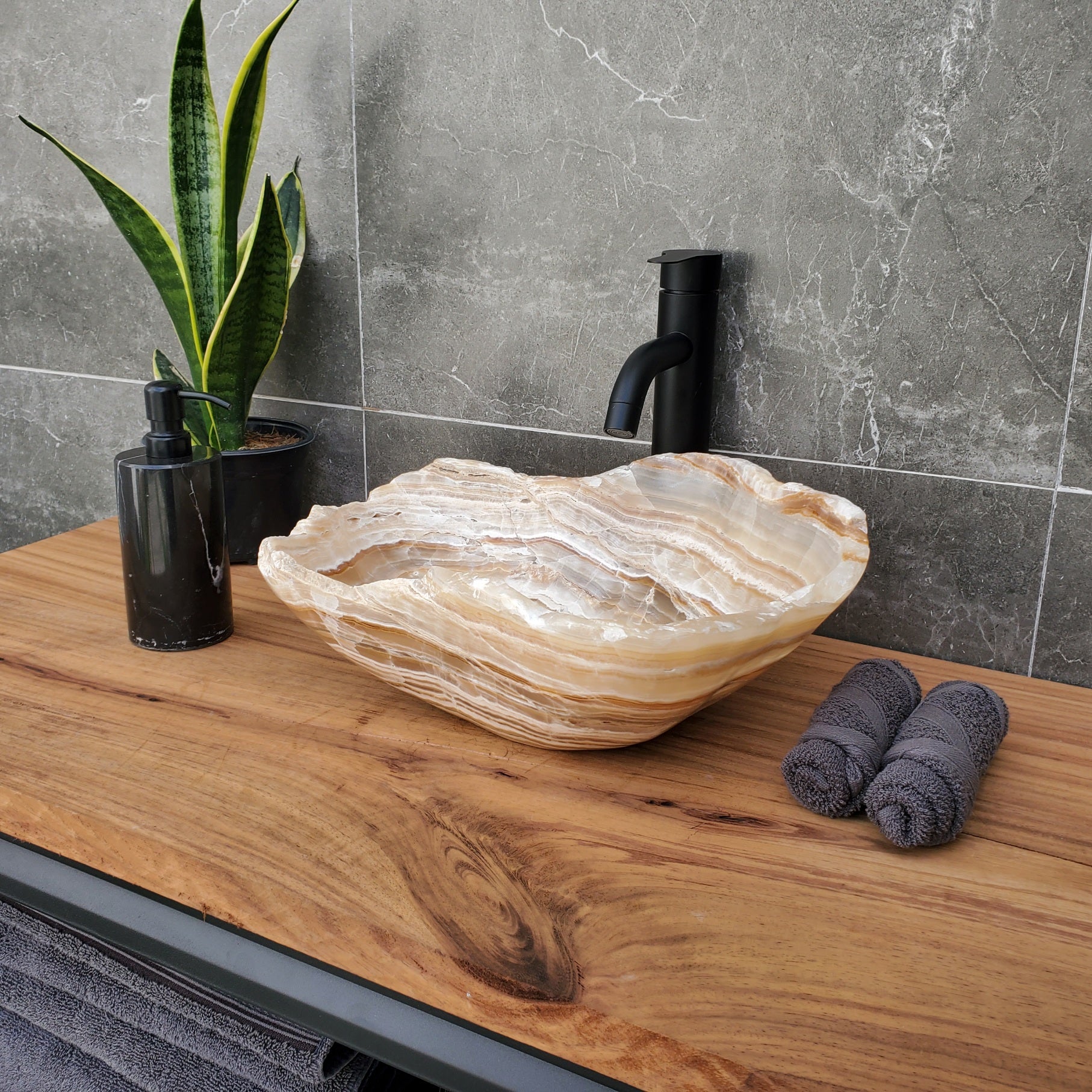 S31_06 Onyx Stone Bathroom Vessel Sink - 15.5 x 13 inch