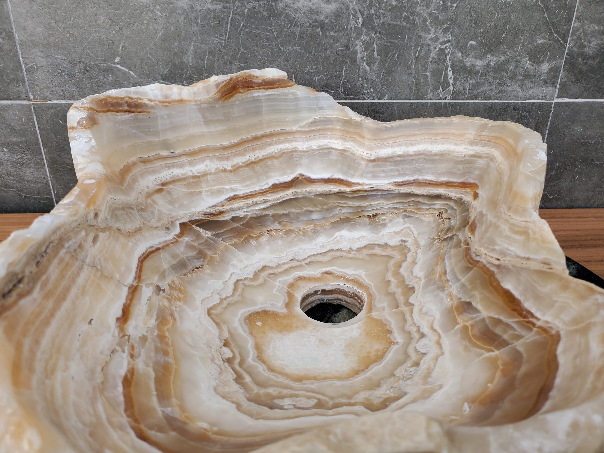 S31_06 Onyx Stone Bathroom Vessel Sink