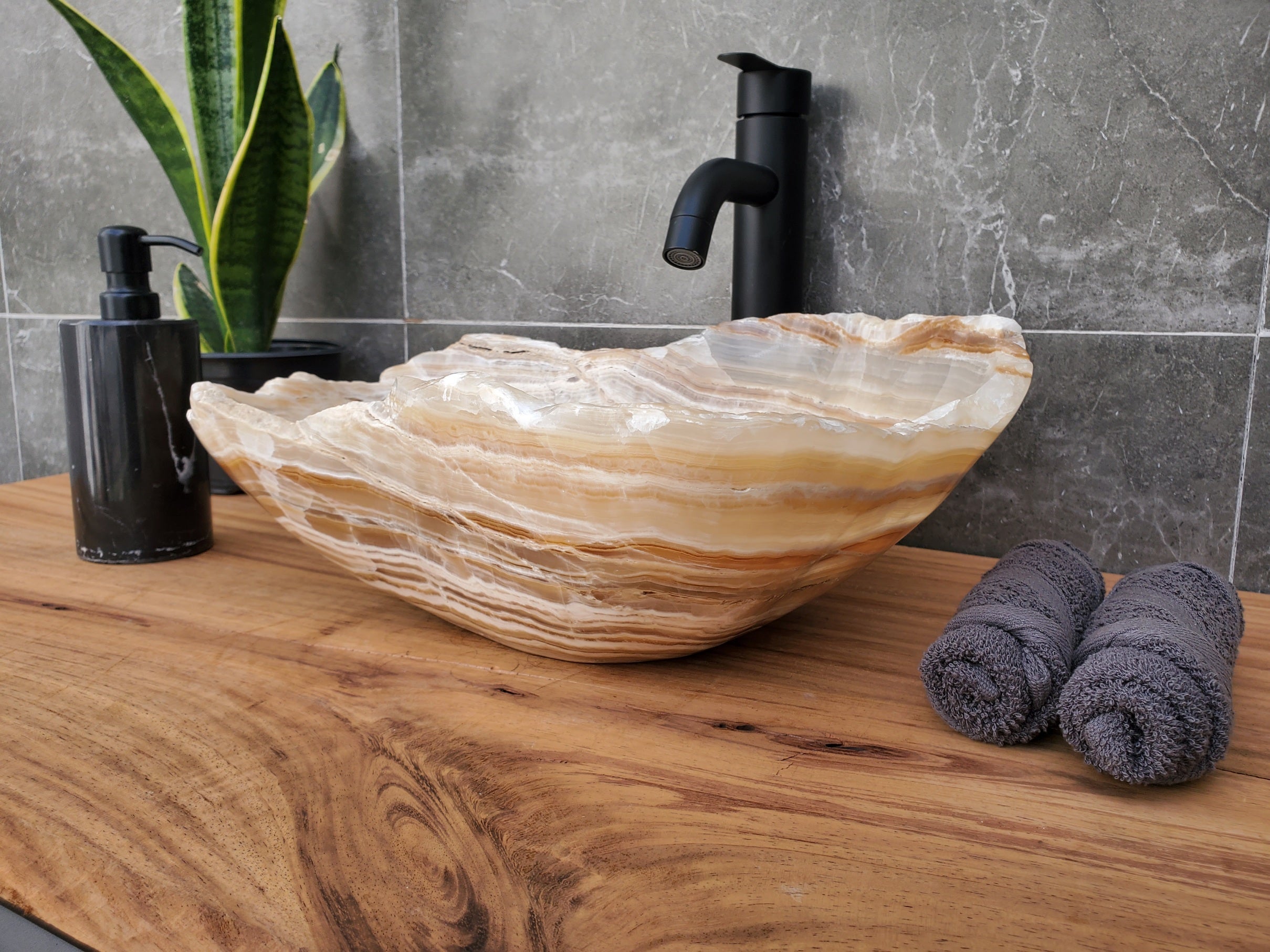 S31_06 Onyx Stone Bathroom Vessel Sink - 15.5 x 13 inch