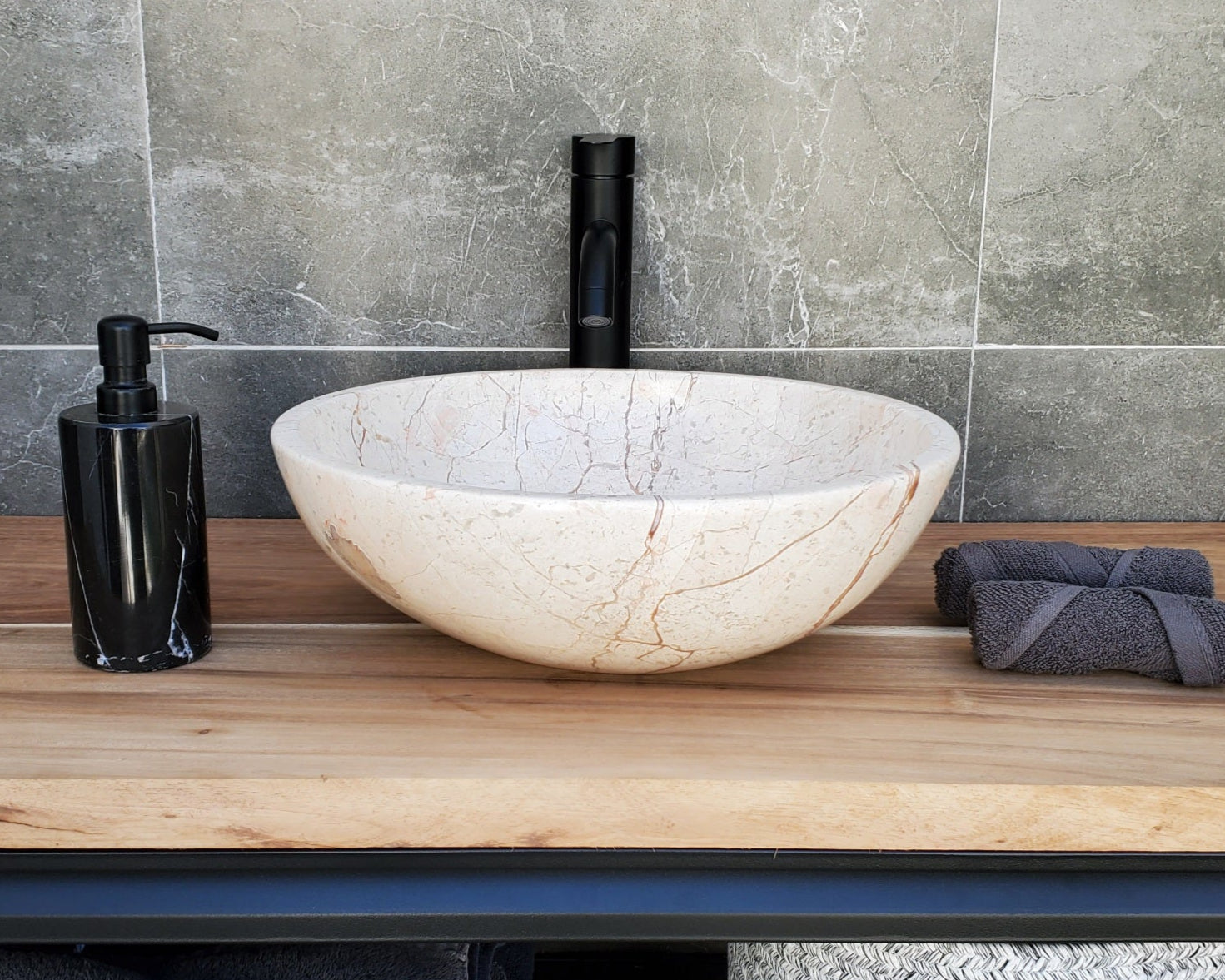S28_27 Round Marble Vessel Sink