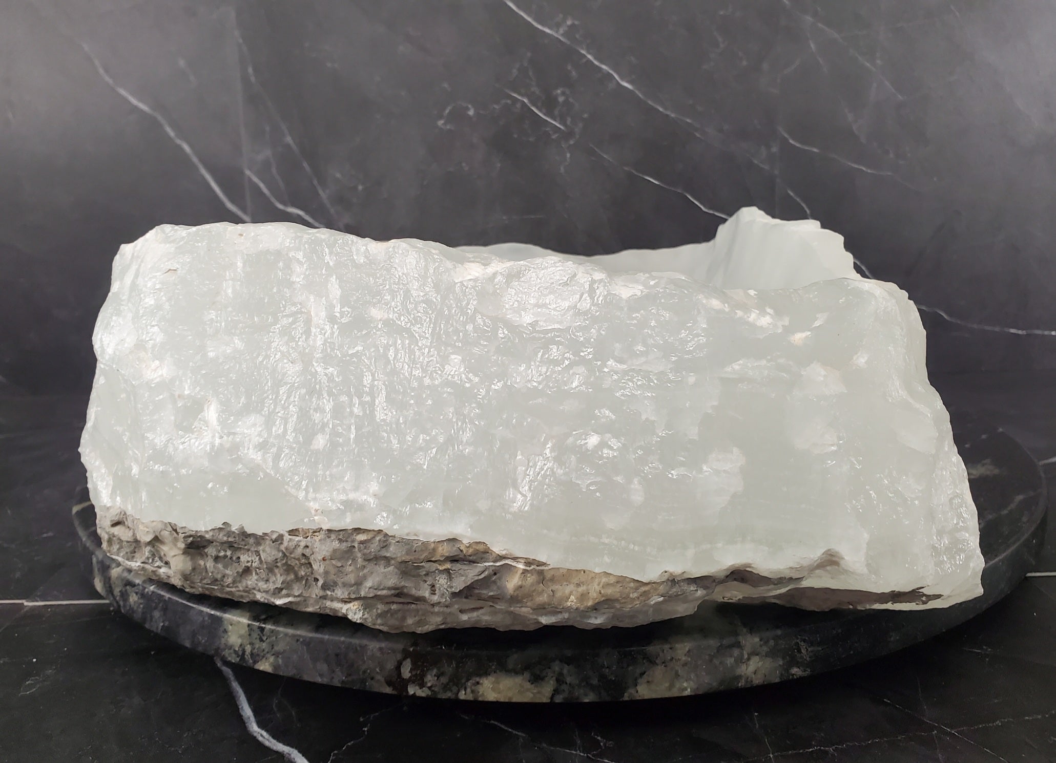 S26_06 Onyx Stone Bathroom Vessel Sink
