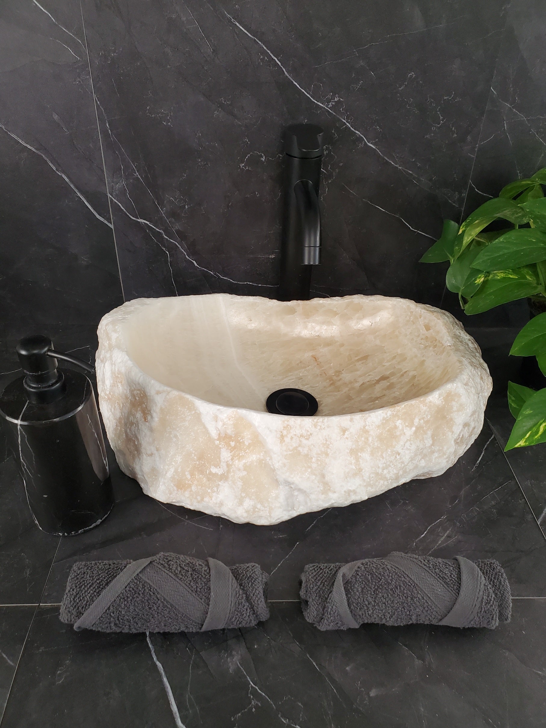 S25_20 Onyx Stone Vessel Sink