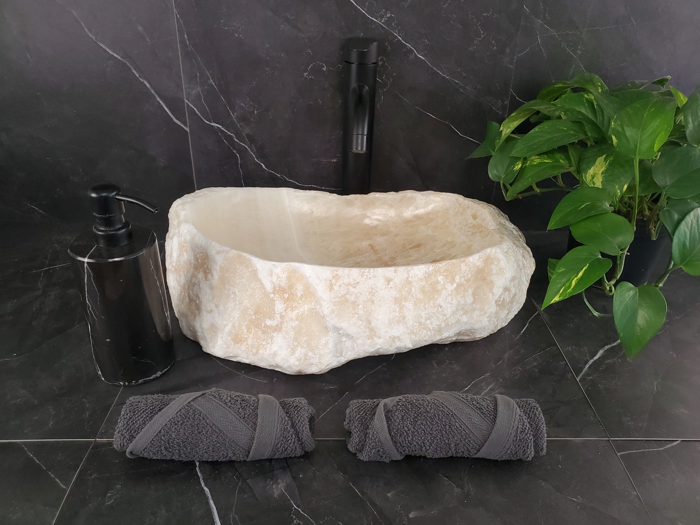 S25_20 Onyx Stone Vessel Sink