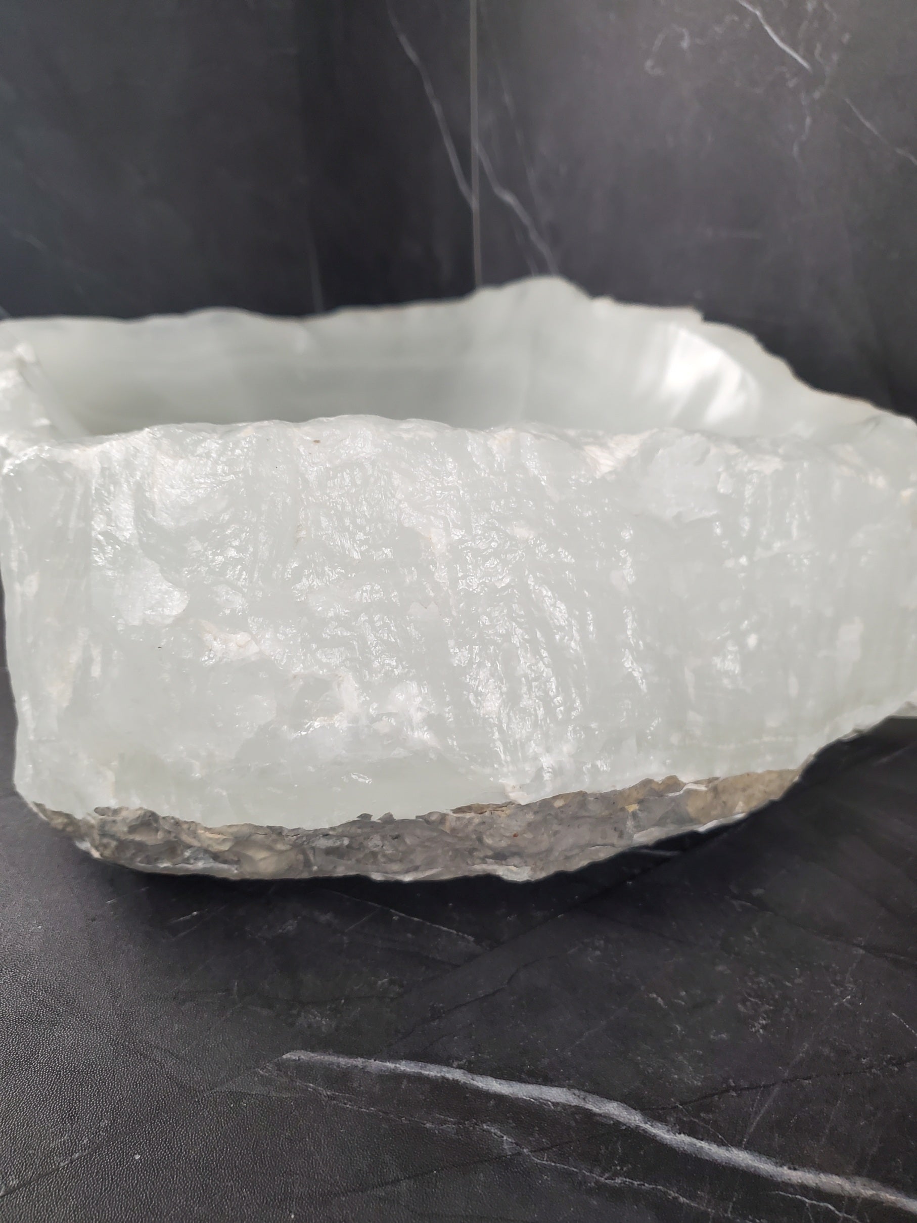 S26_06 Onyx Stone Bathroom Vessel Sink