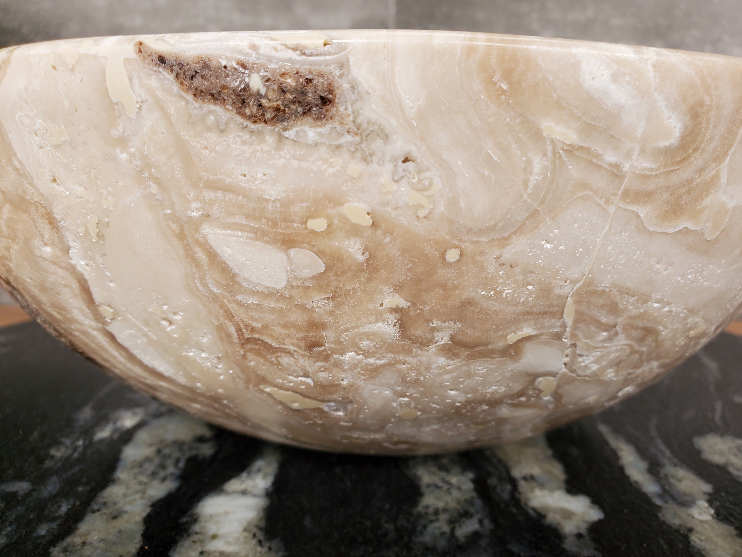 S33_44 Onyx Bathroom Vessel Sink - Round 12.5 inch
