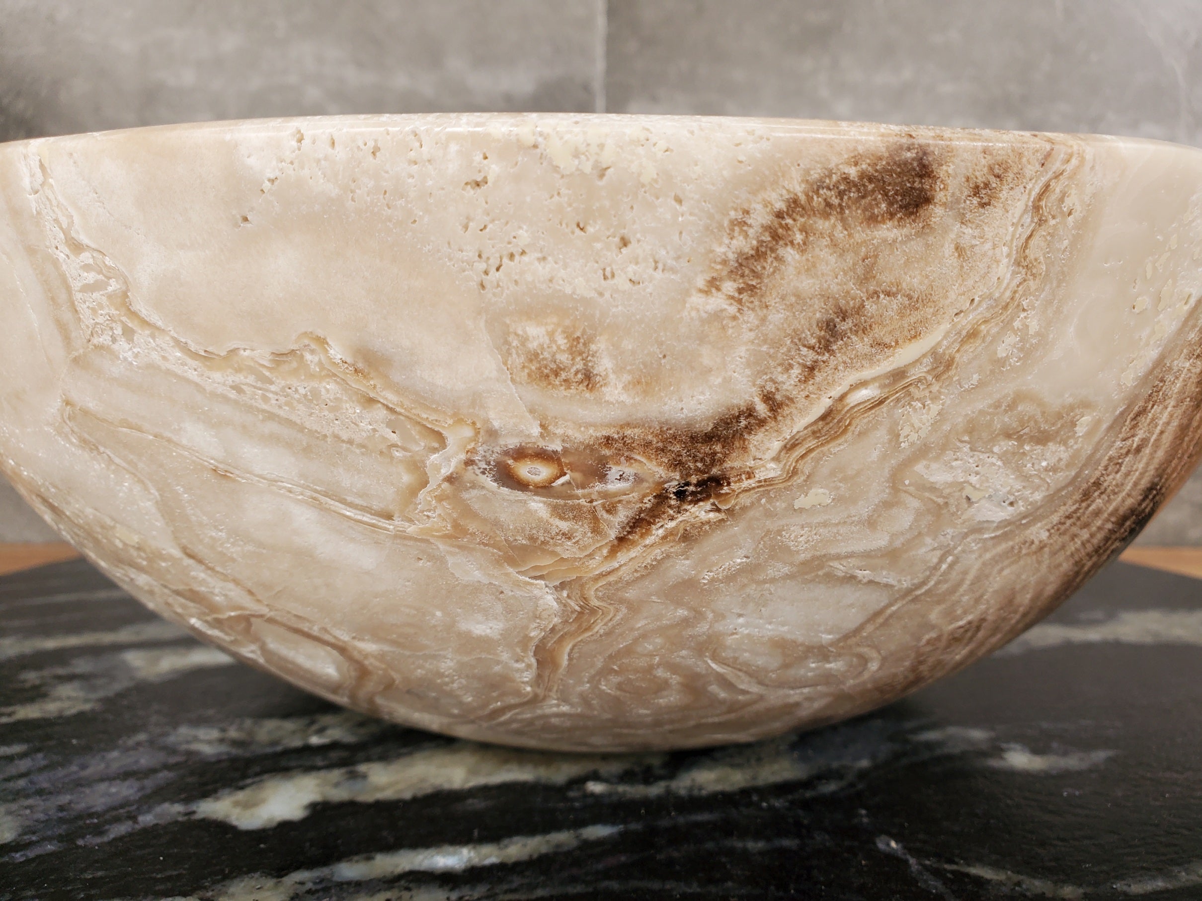 S33_44 Onyx Bathroom Vessel Sink - Round 12.5 inch