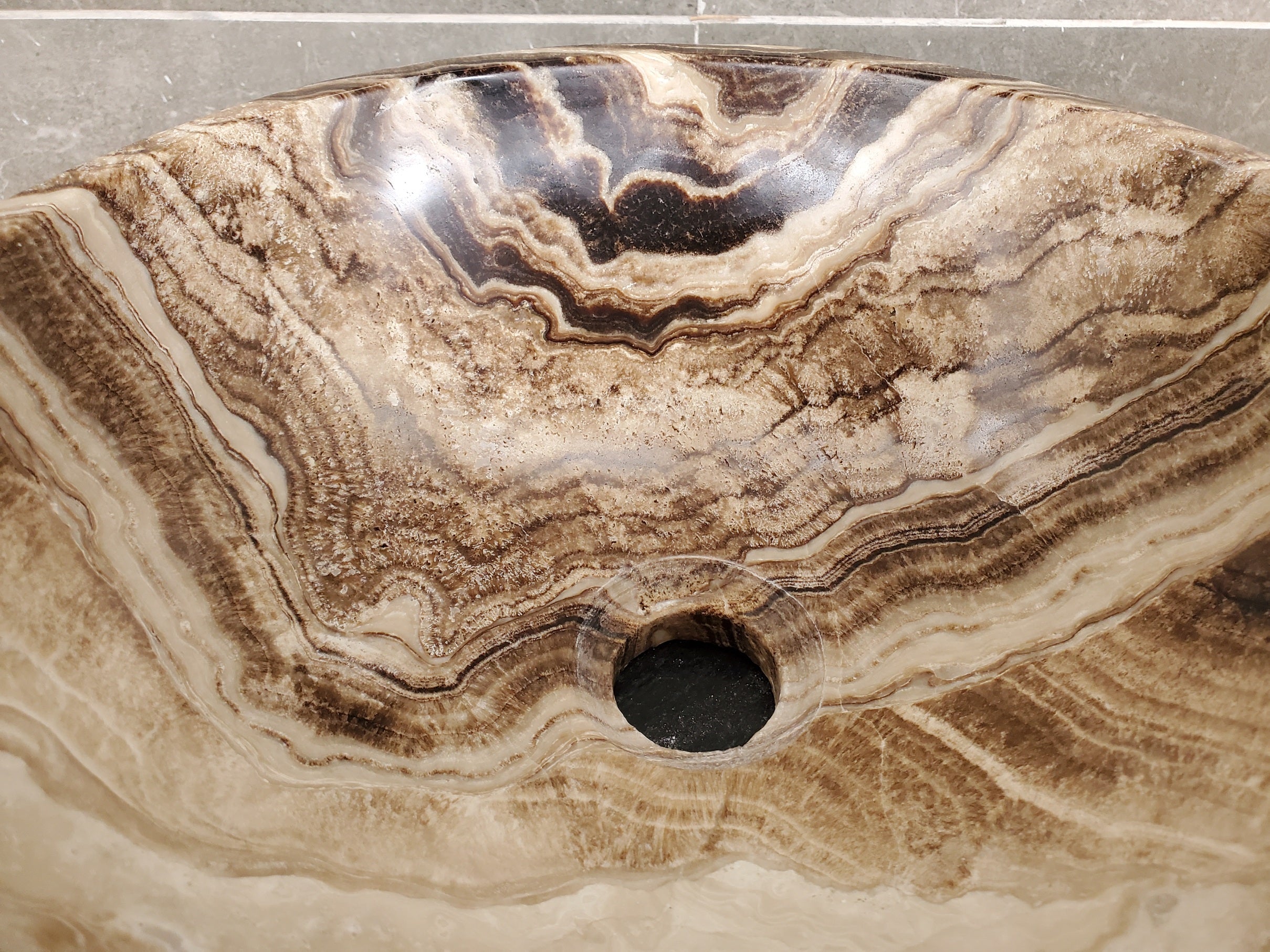 S33_44 Onyx Bathroom Vessel Sink - Round