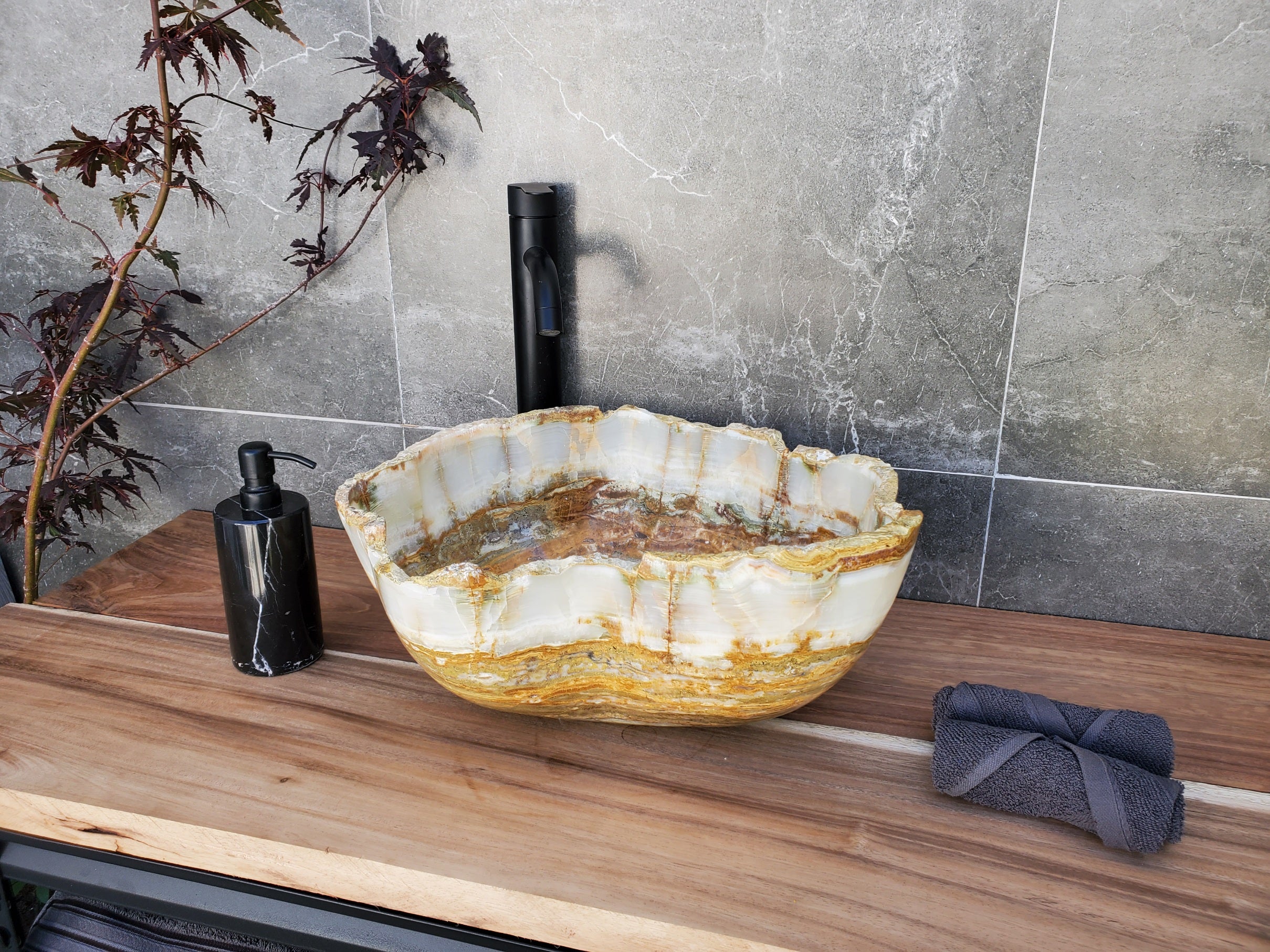 S30_01 Onyx Stone Vessel Bathroom Sink- 17 x 14 inch
