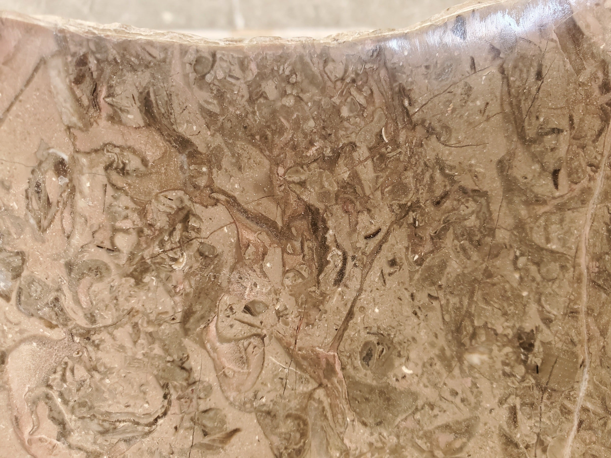 S33_13 River Stone Stone Vessel Sink