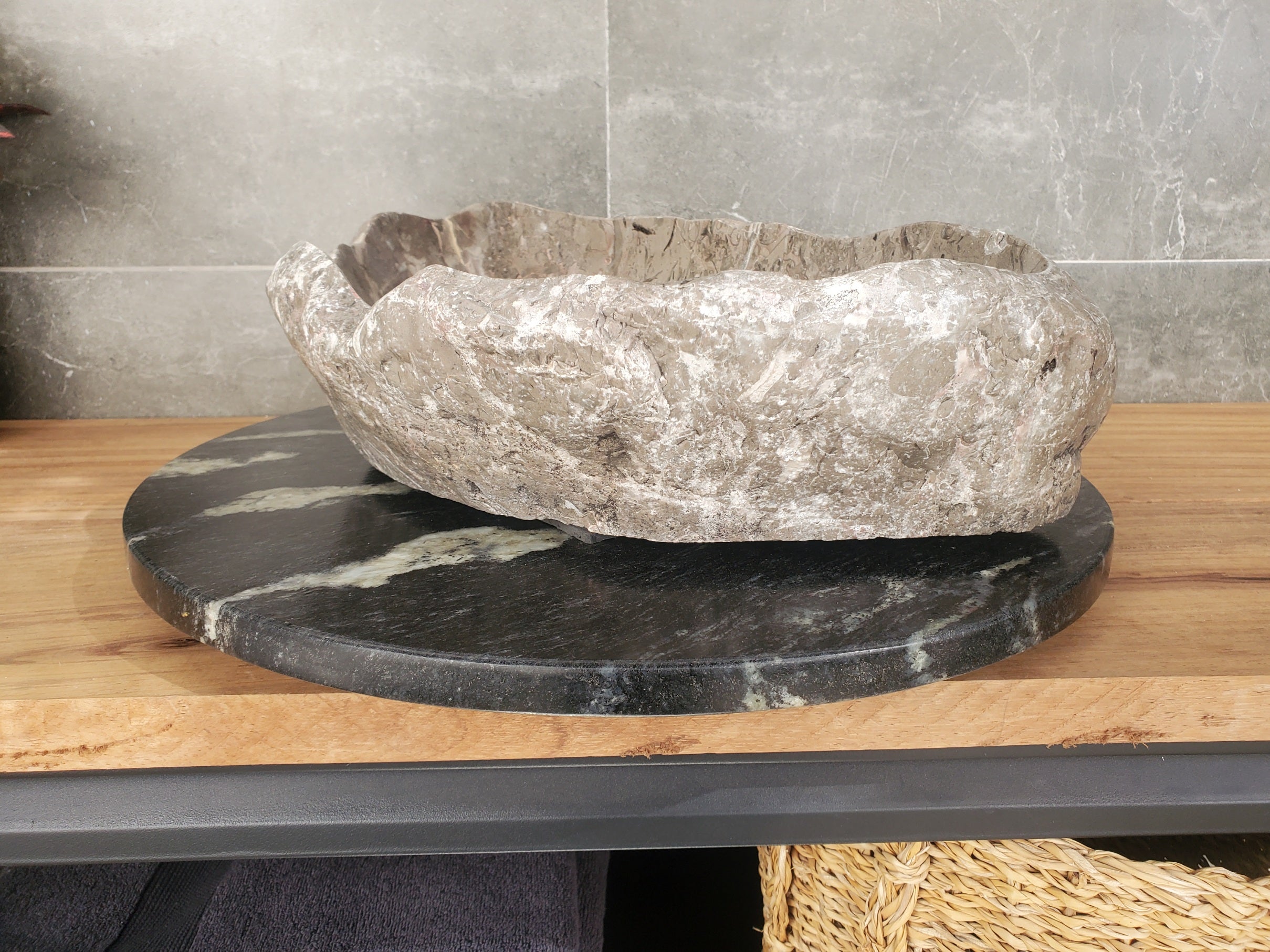 S33_13 River Stone Stone Vessel Sink
