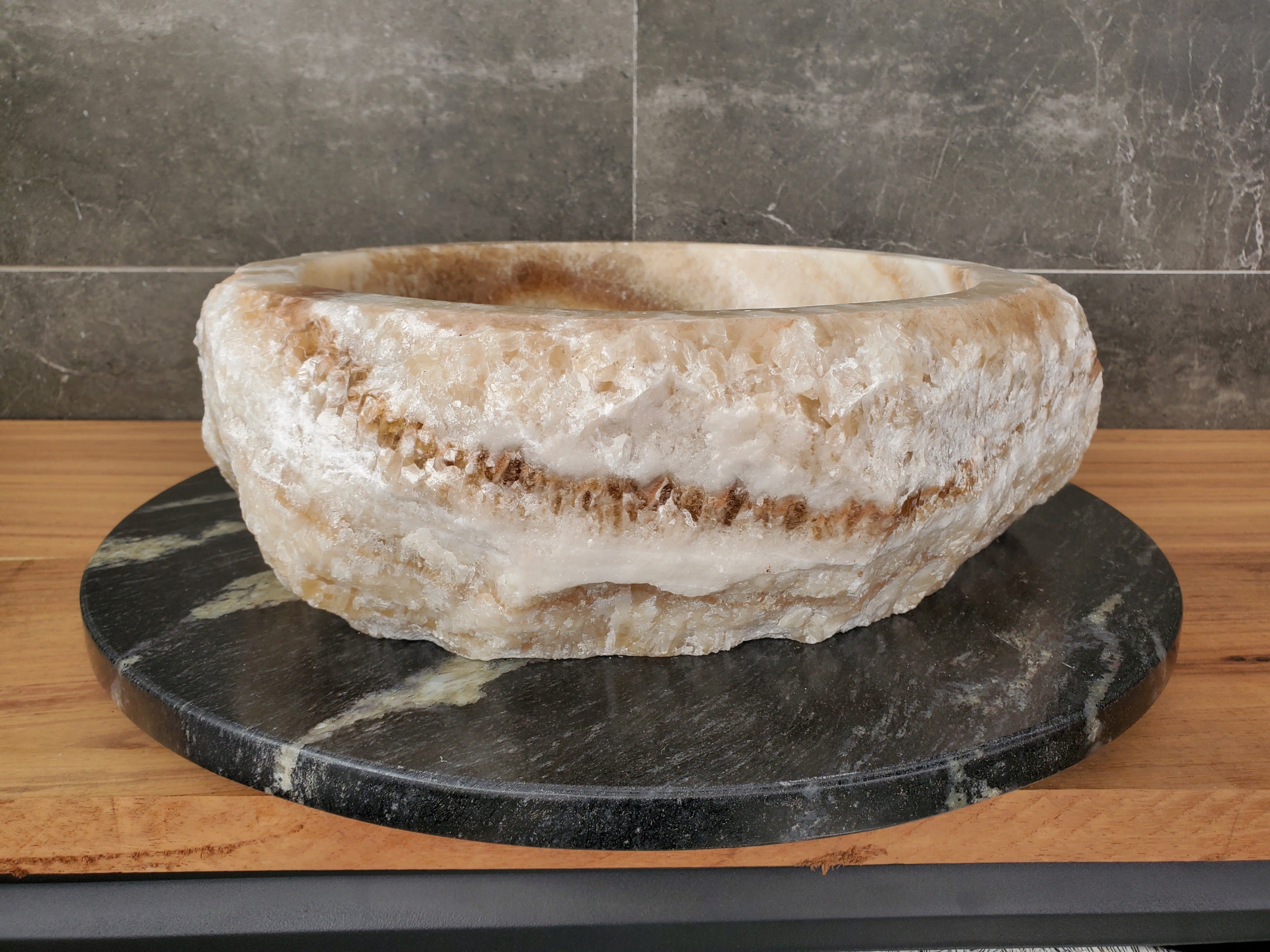 S31_33 Onyx Stone Vessel Bathroom Sink - Round