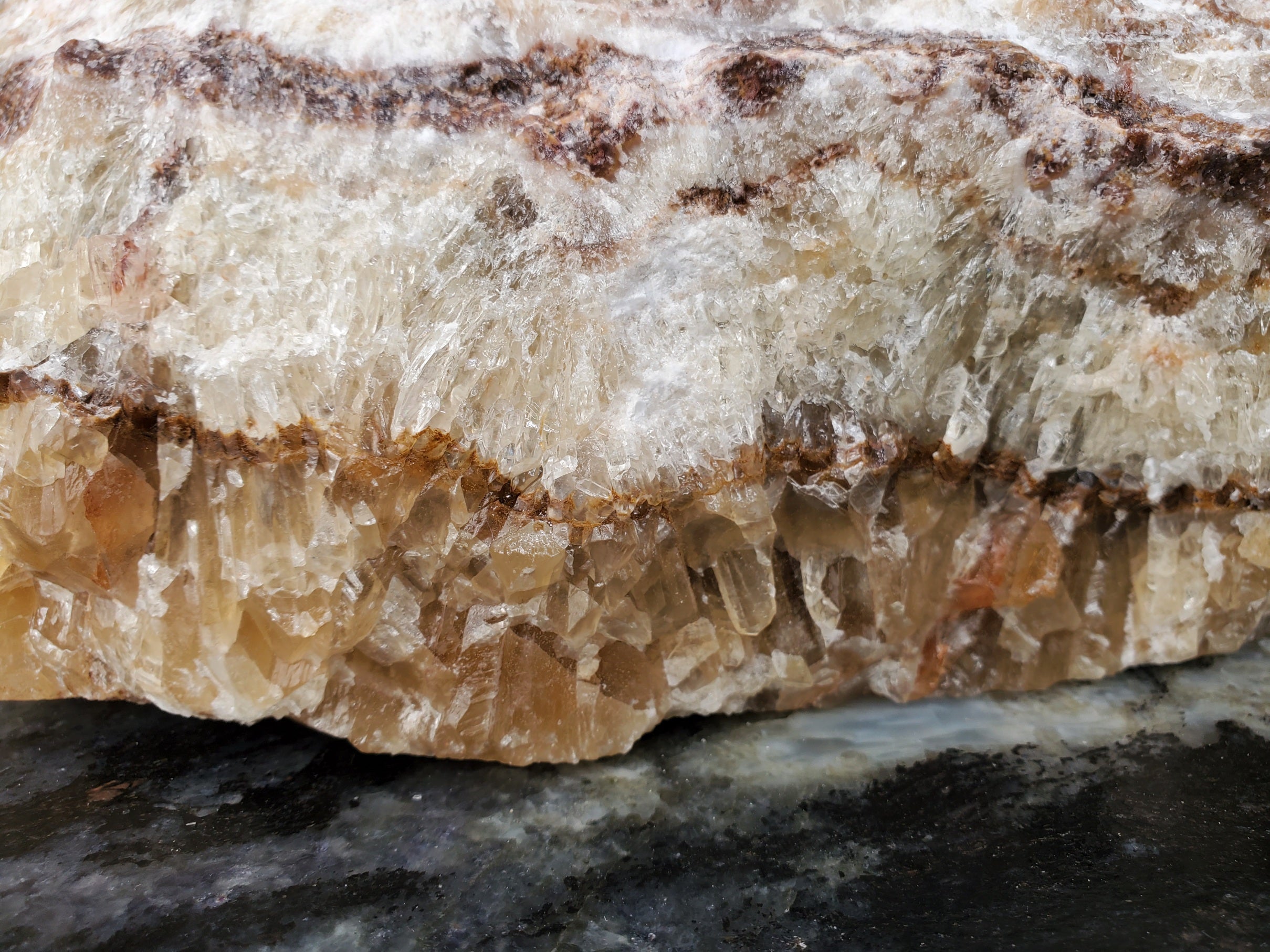 S31_44 Serpentine Onyx Stone Vessel Sink