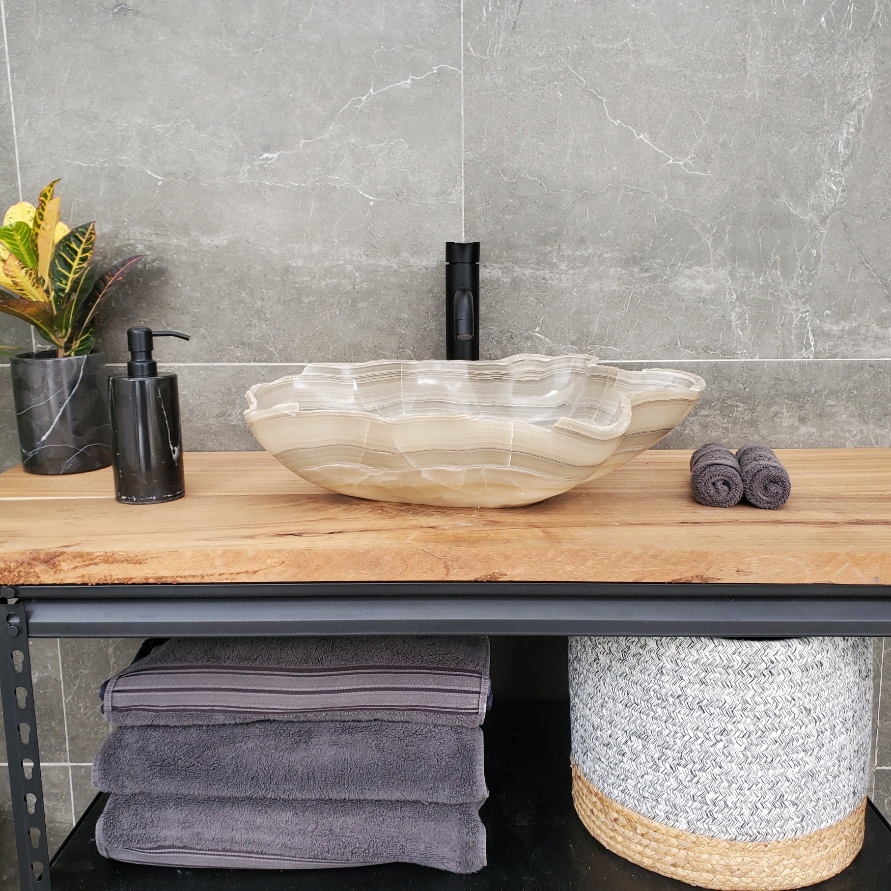 S32_09 Onyx Stone Vessel Bathroom Sink