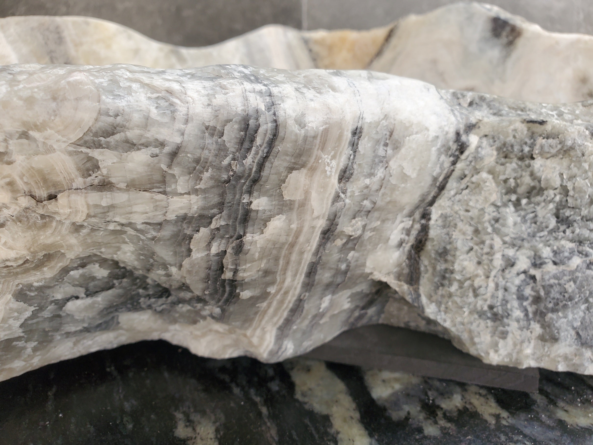 S34_05 Onyx Stone Vessel Sink