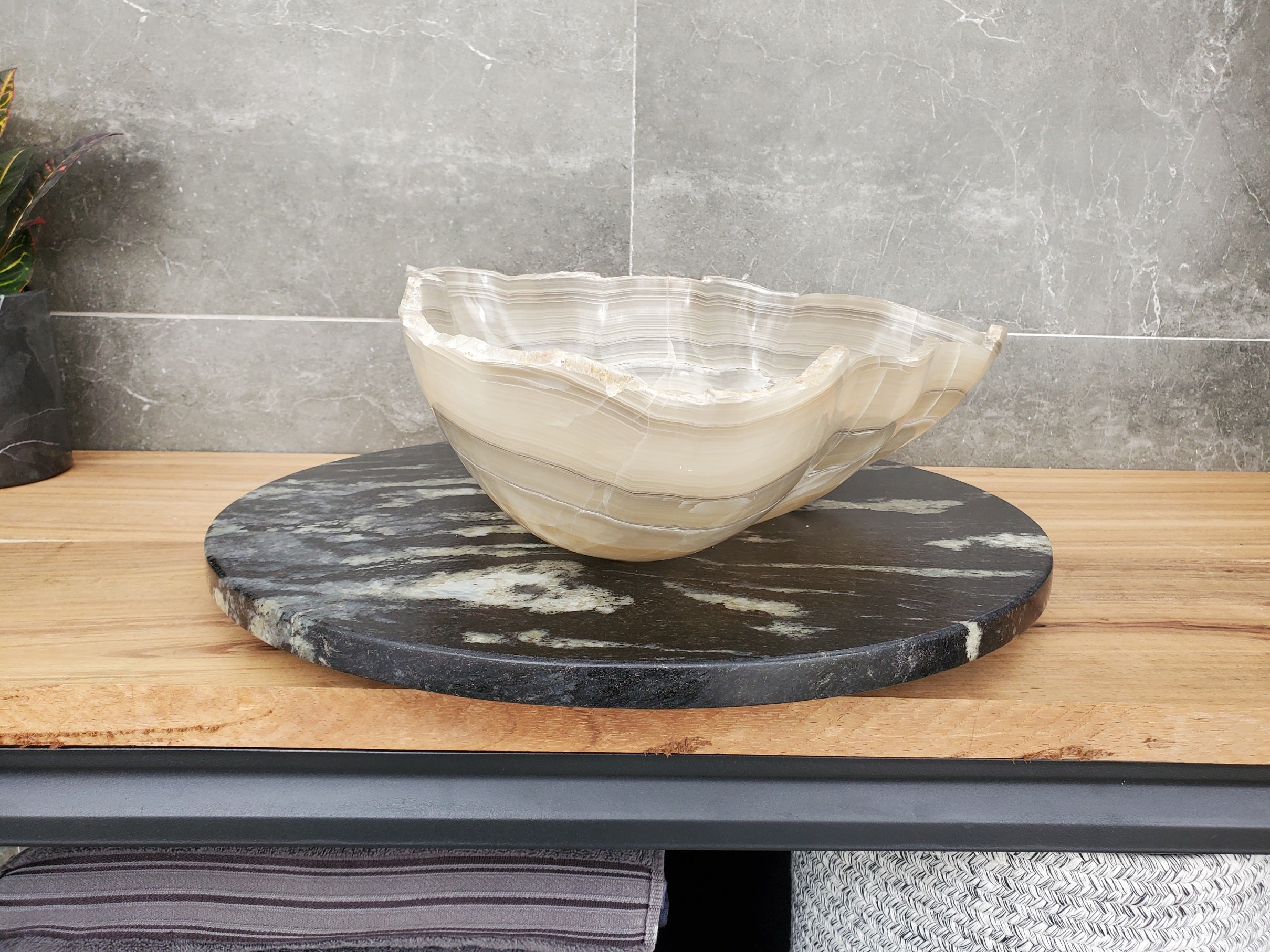 S32_09 Onyx Stone Vessel Bathroom Sink