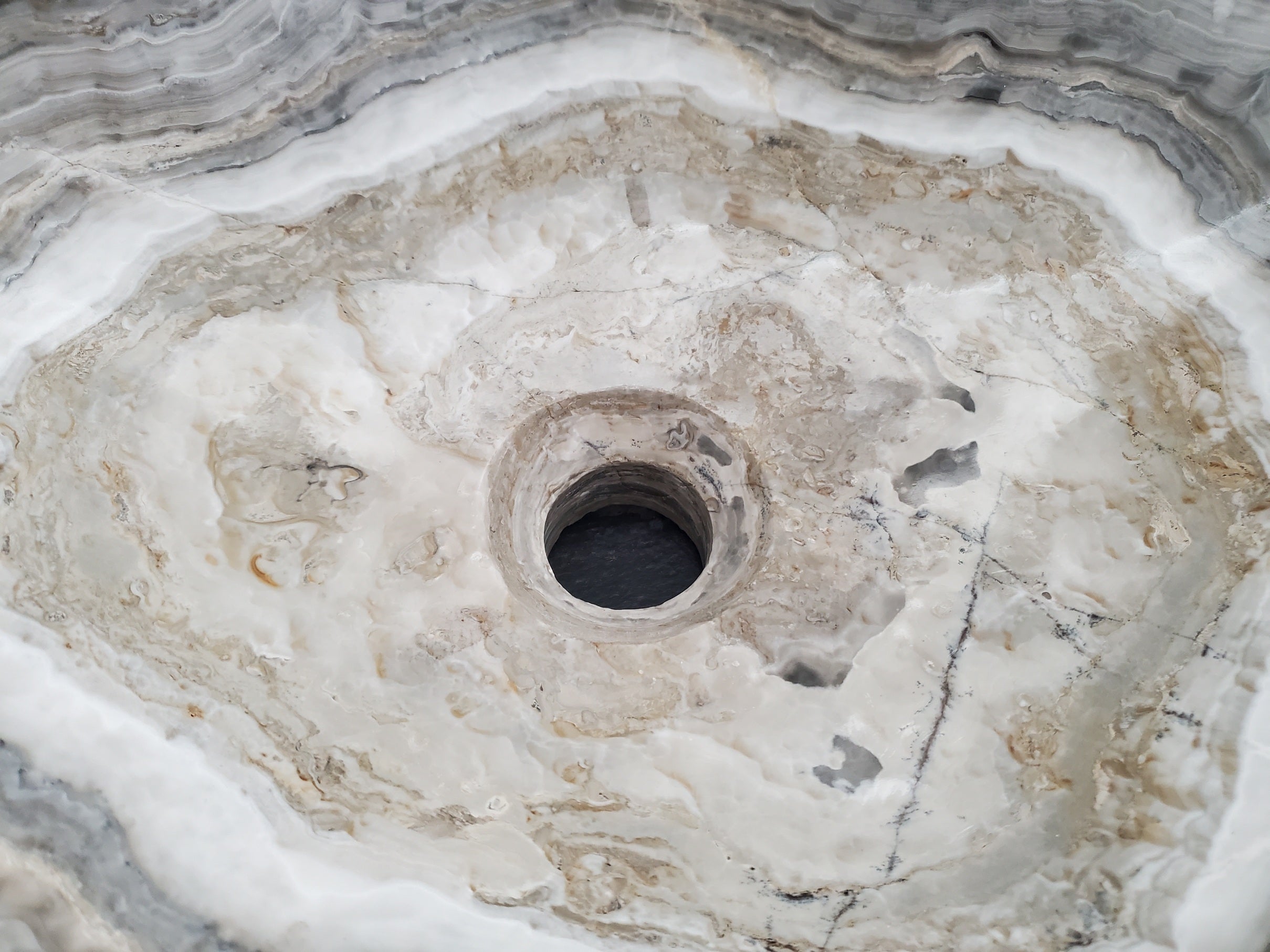 S23_10 Onyx Stone Vessel Bathroom Sink - 20 x 17 inch